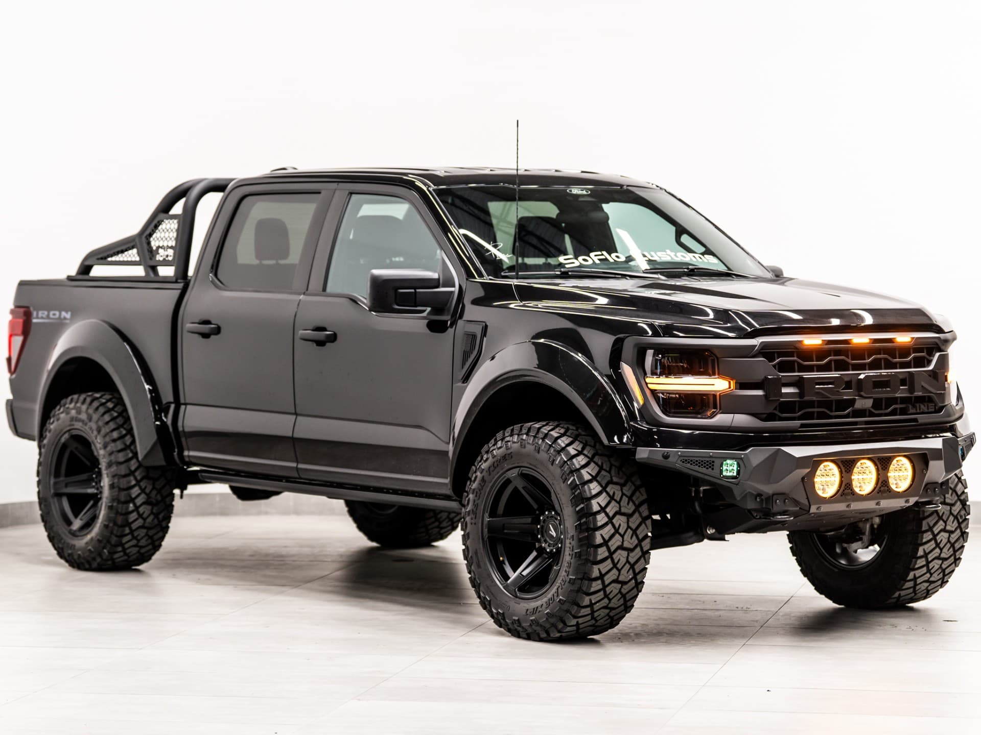 2025 FORD F-150 4X4