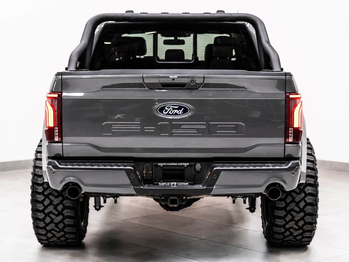 2025 FORD F-150 4X4 LARIAT