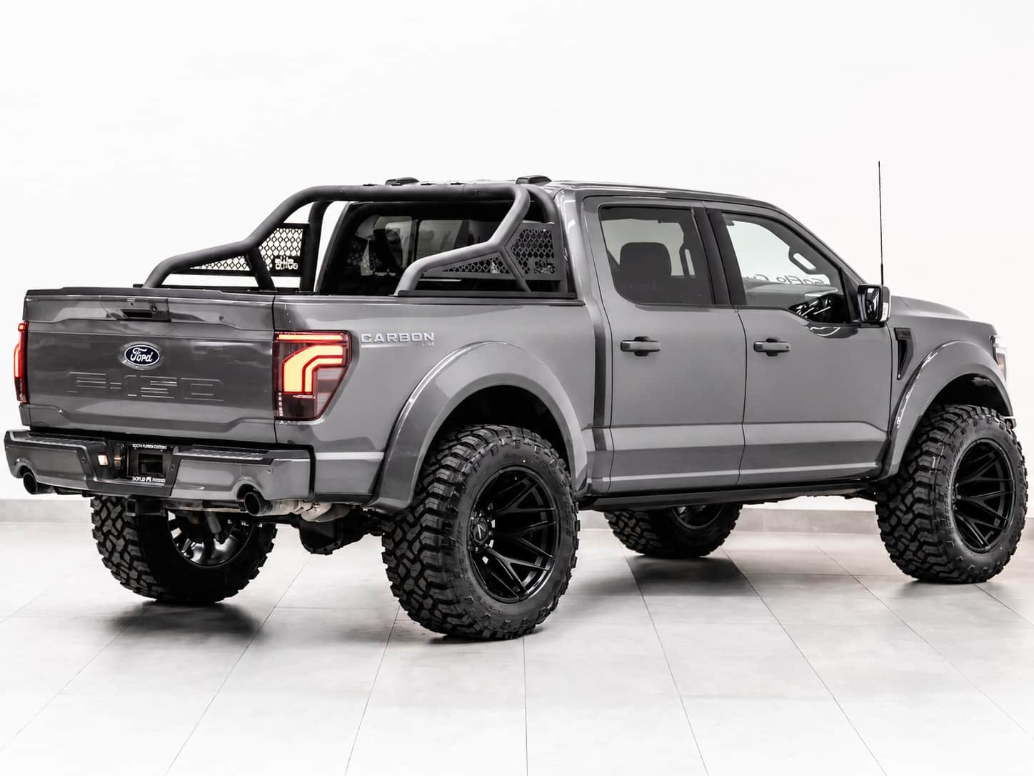 2025 FORD F-150 4X4 LARIAT