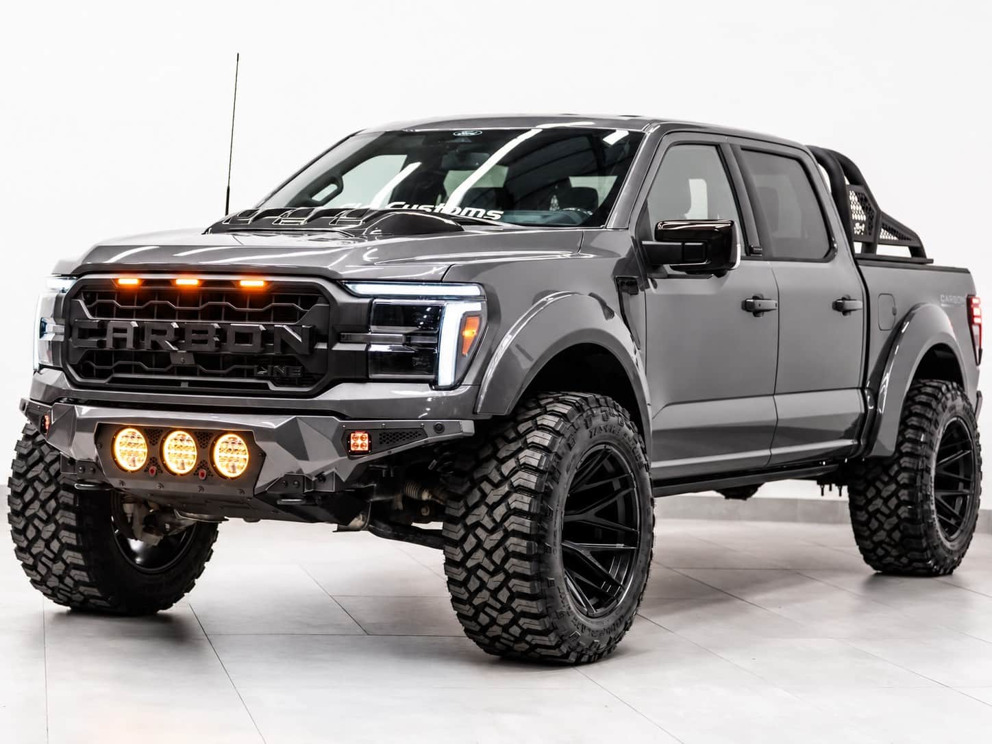 2025 FORD F-150 4X4 LARIAT