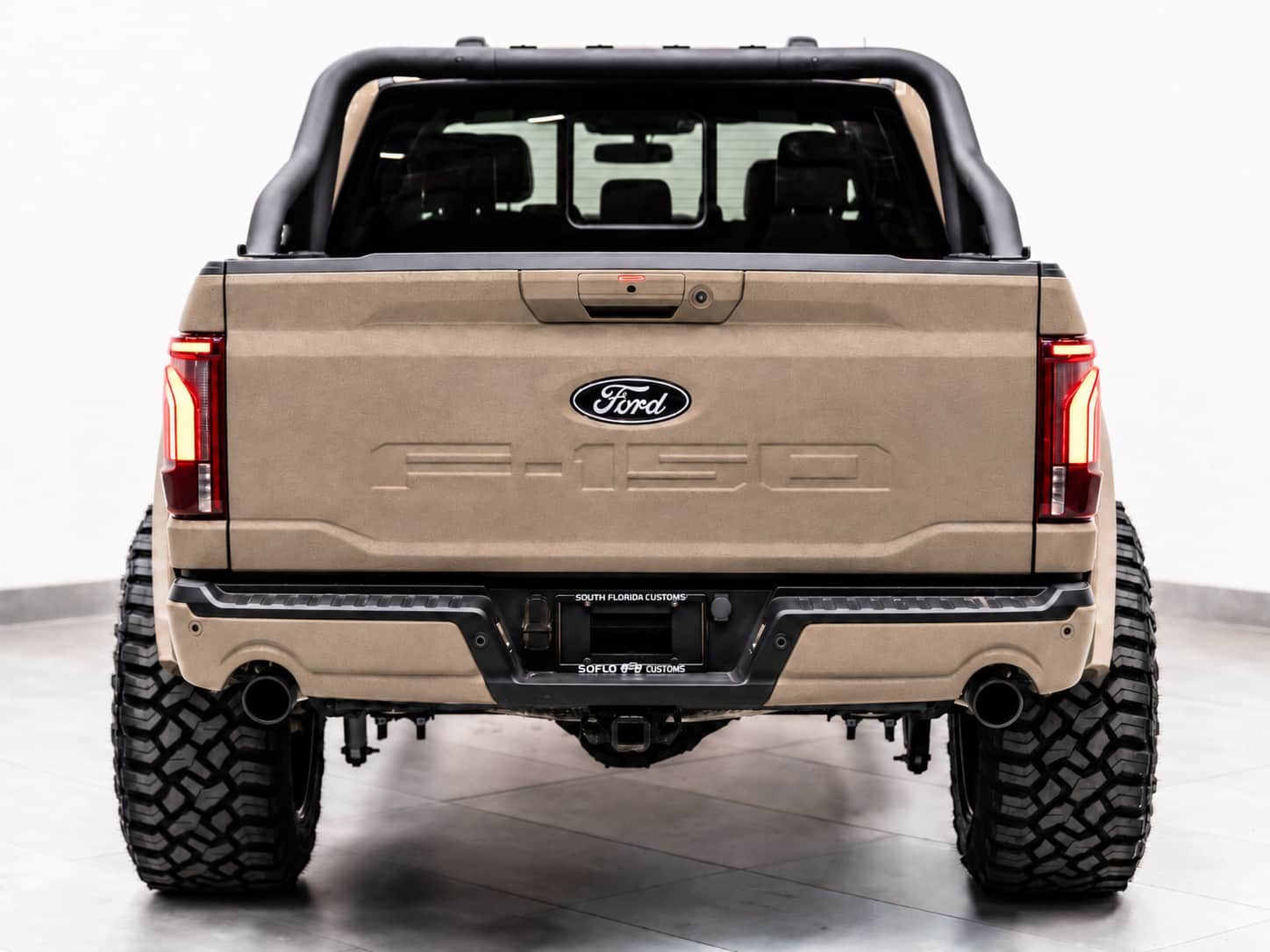 2025 FORD F-150 4X4 LARIAT