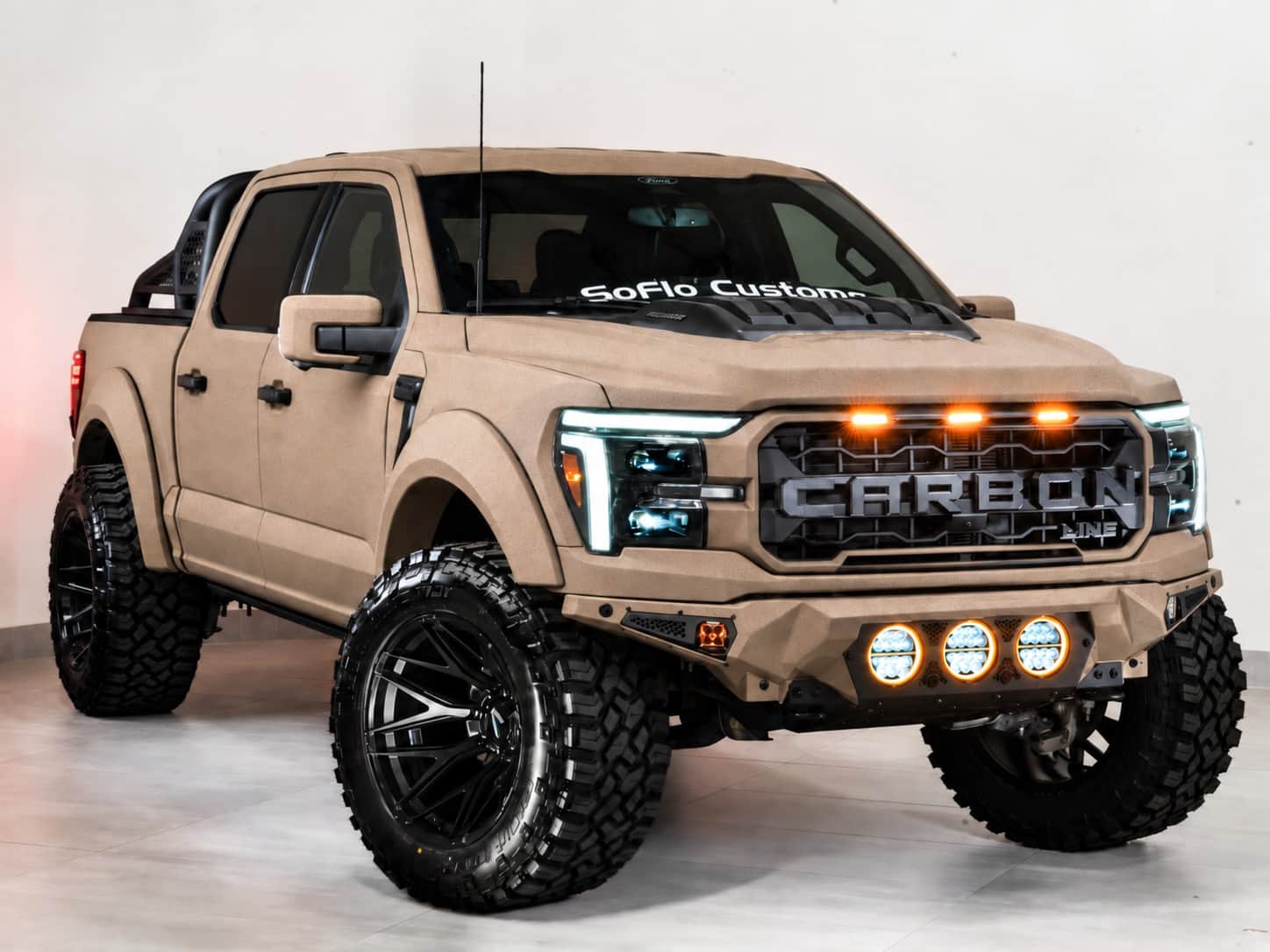 2025 FORD F-150 4X4 LARIAT