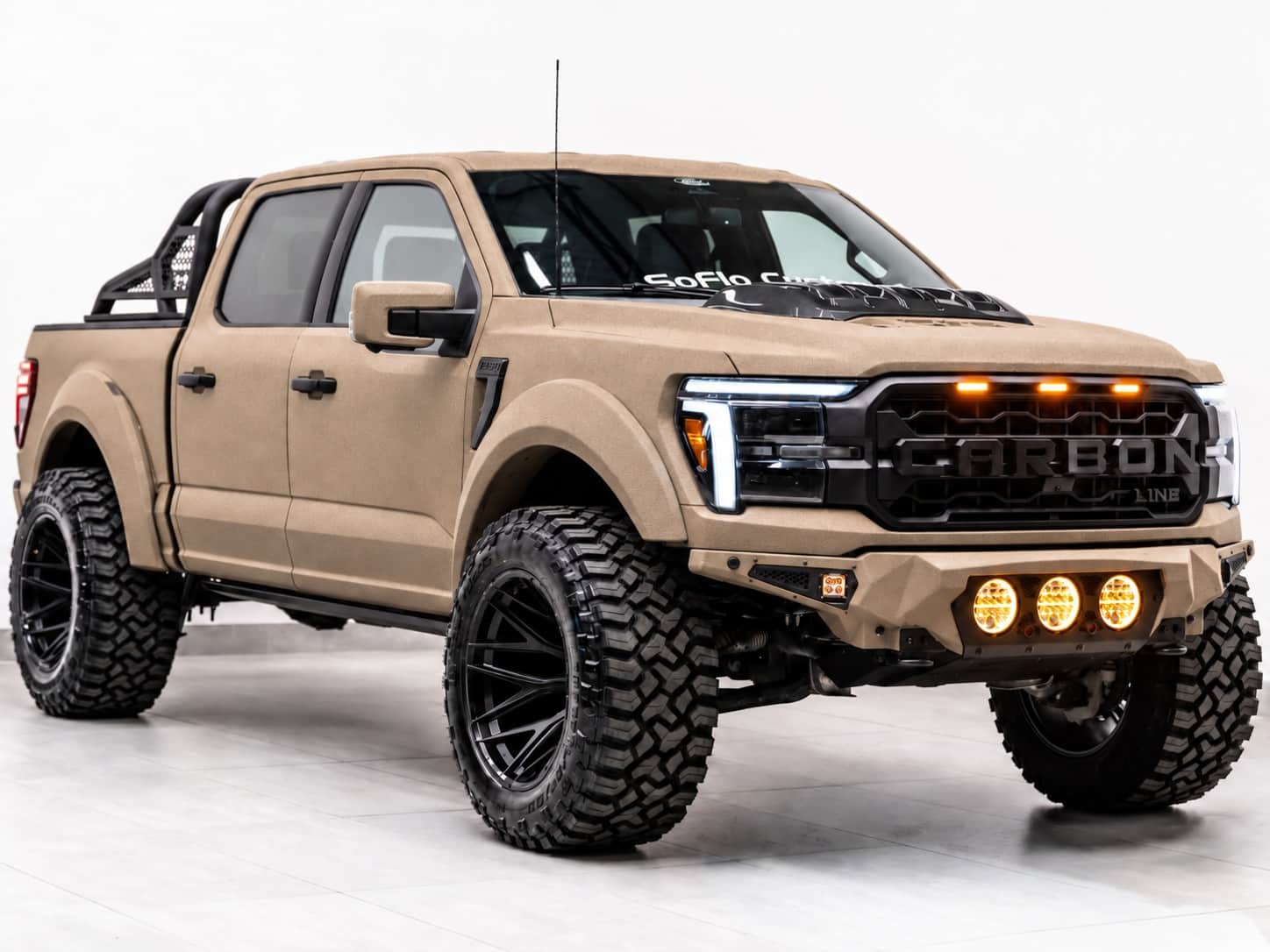 2025 FORD F-150 4X4 LARIAT