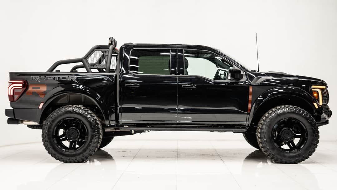 2024 FORD F-150 RAPTOR R Black 5.2L V8 Supercharger - Soflo Customs