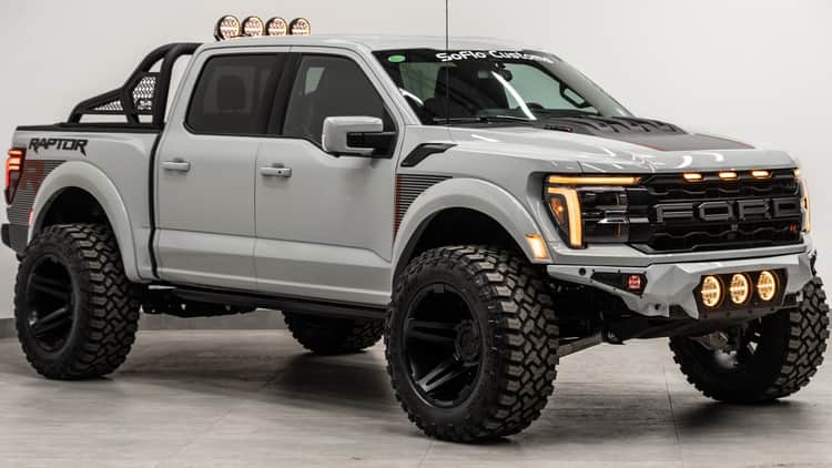 Soflo Customs Raptor R 2024 FORD F-150 RAPTOR R Avalanche 5.2L 8 CYLINDER ENGINE (720 HP ...