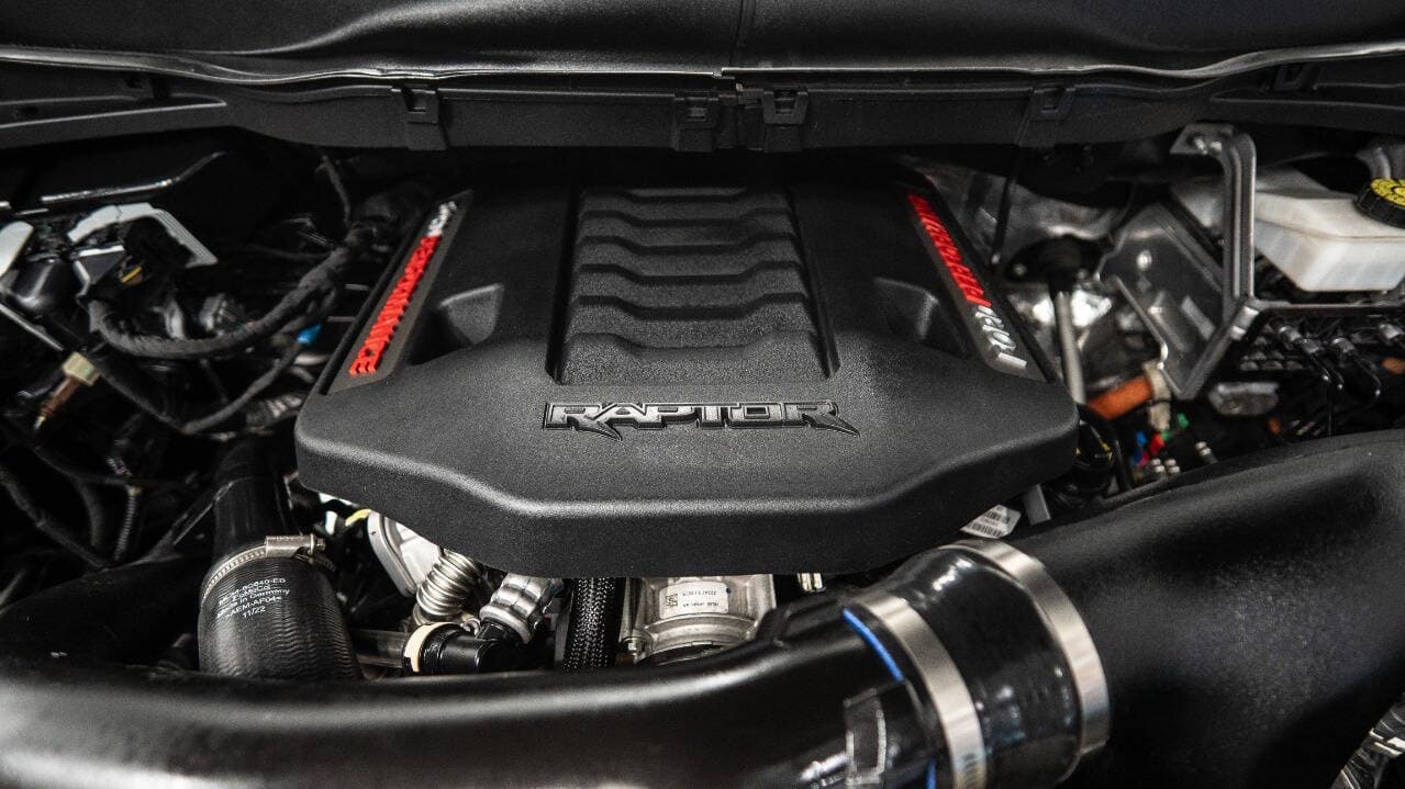 2023 Ford F-150 in Black, photo 3 of 5