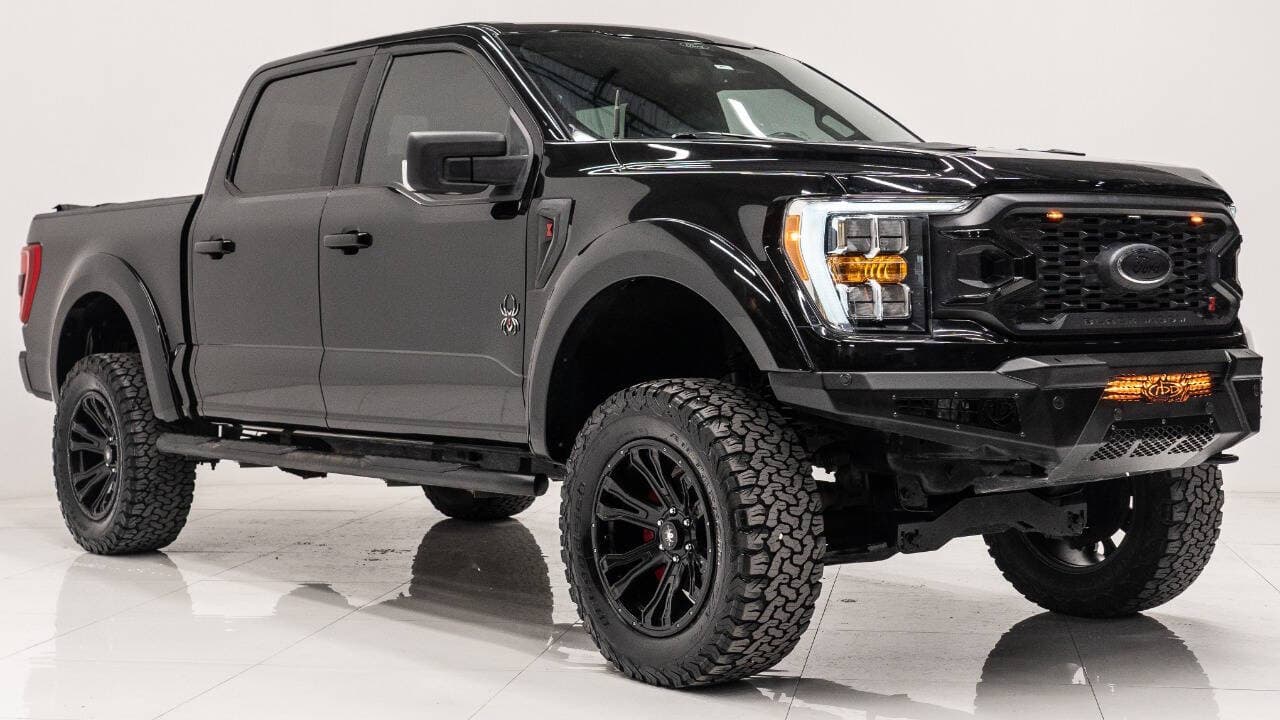 2021 Ford F-150 in Black, photo 4 of 5