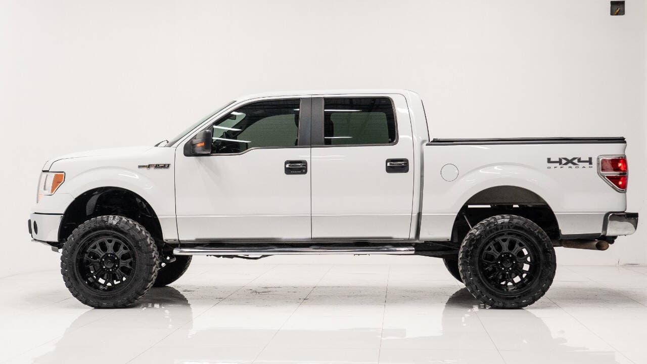 2013 Ford F-150 in White, photo 3 of 5