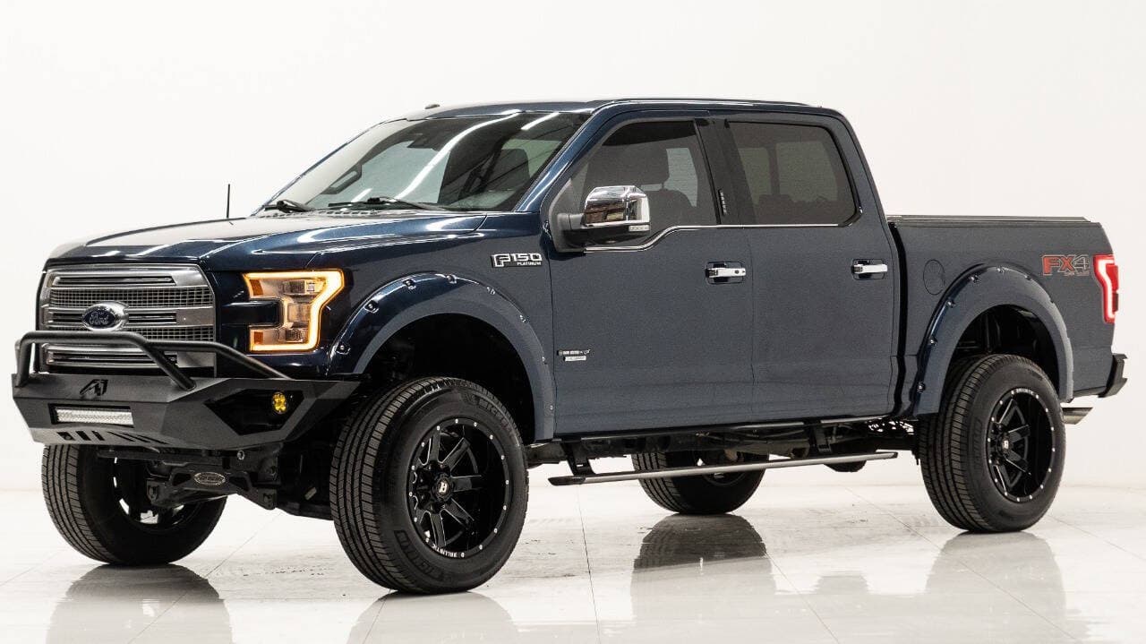 2015 Ford F-150 in Blue, photo 2 of 5
