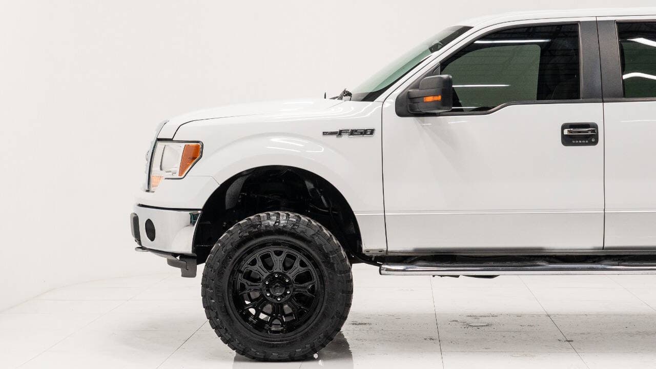 2013 Ford F-150 in White, photo 6 of 41