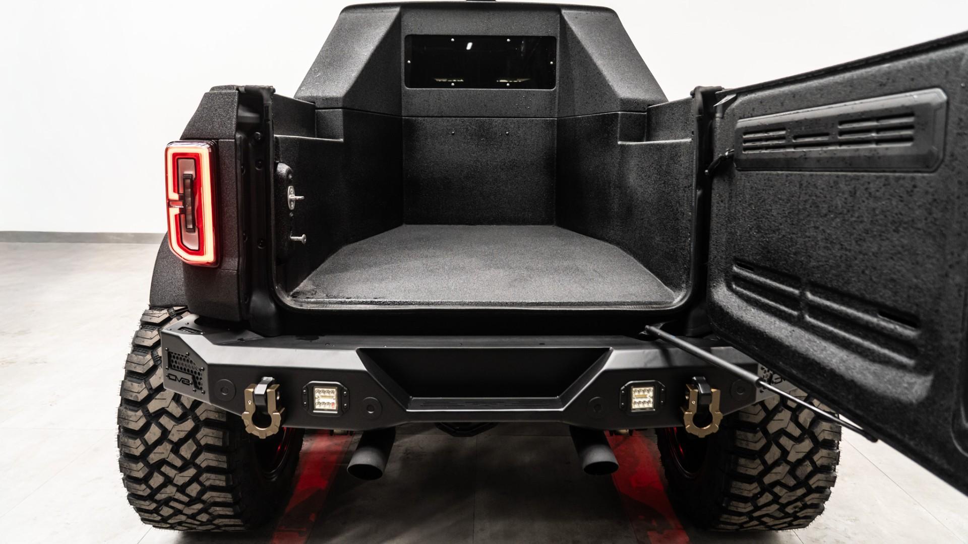 2022 APOCALYPSE DARK HORSE in Black, photo 14 of 52