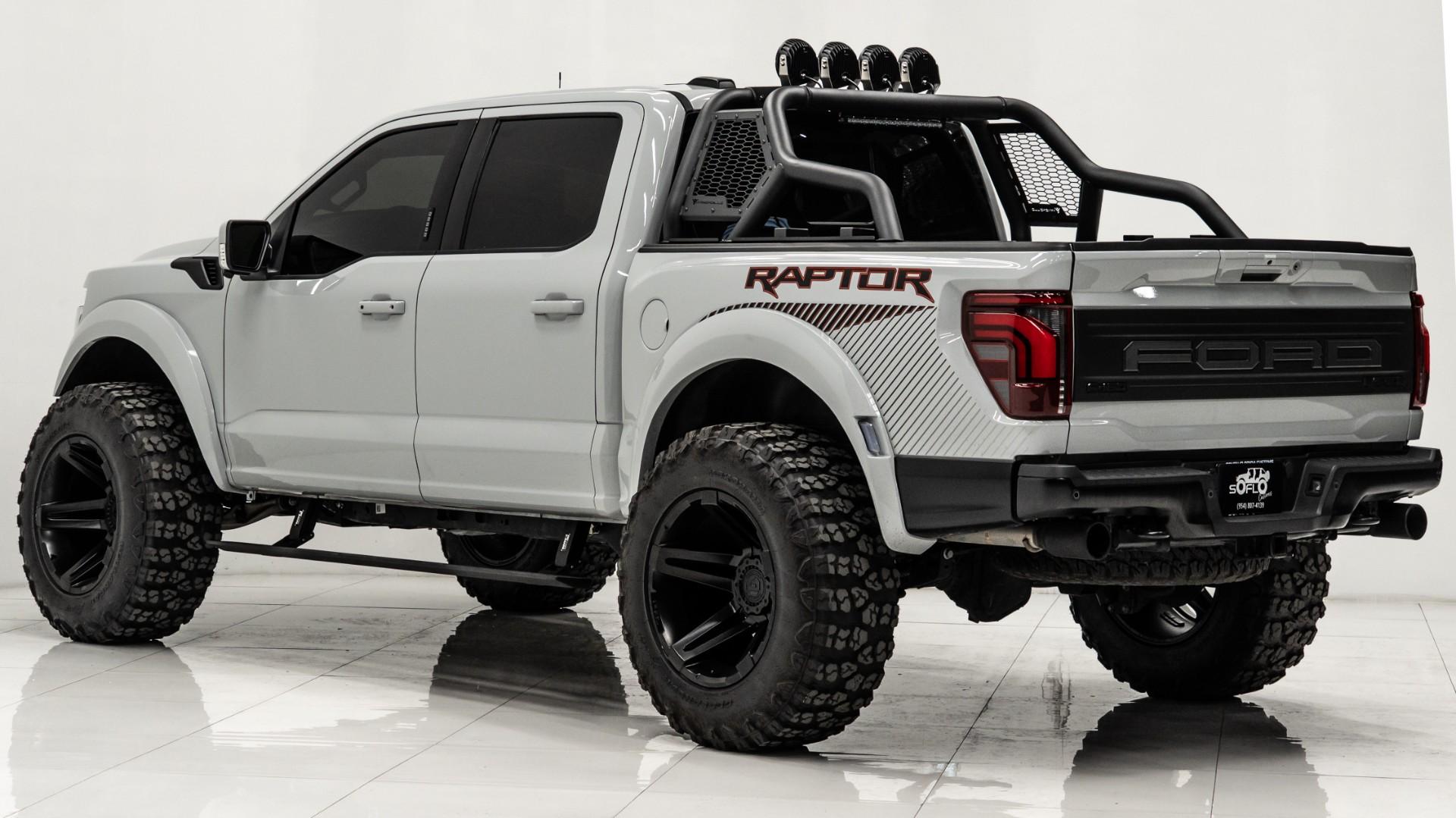 2024 FORD F-150 in Gray, photo 2 of 5