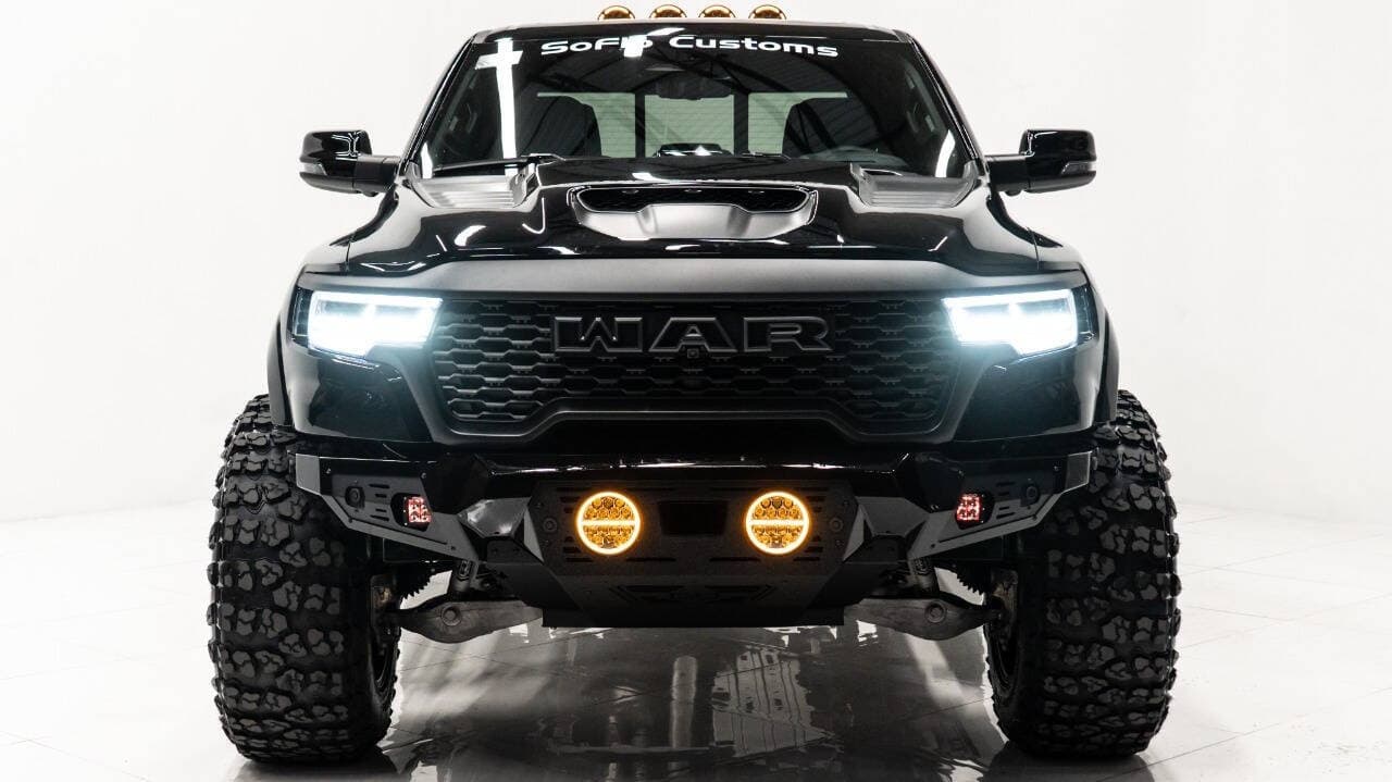 2025 RAM 1500 in Black, photo 5 of 60