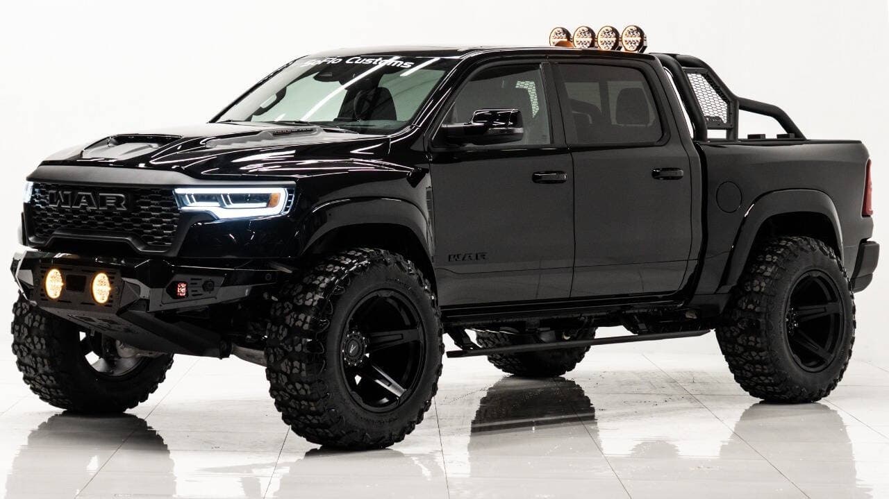 2025 RAM 1500 in Black, photo 2 of 60