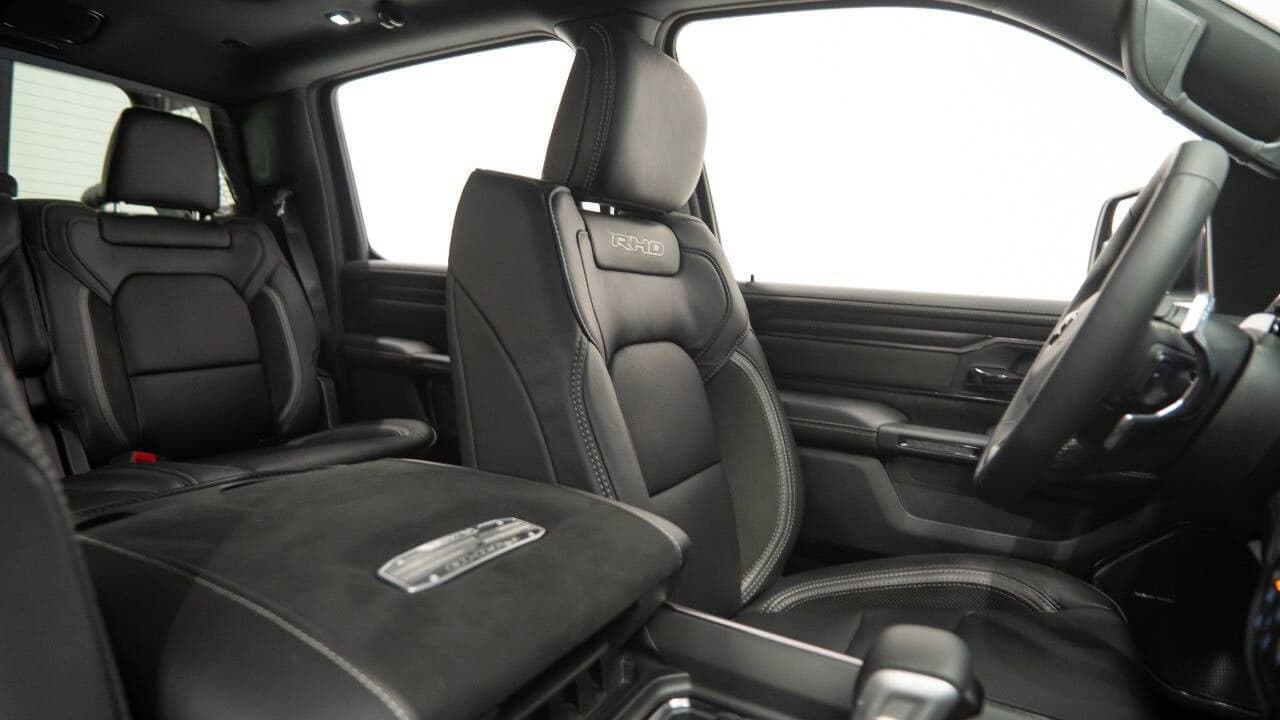 2025 RAM 1500 in Black, photo 36 of 60