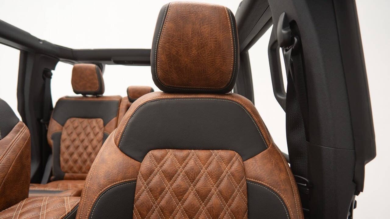2025 FORD BRONCO 4X4 in Black, photo 40 of 57