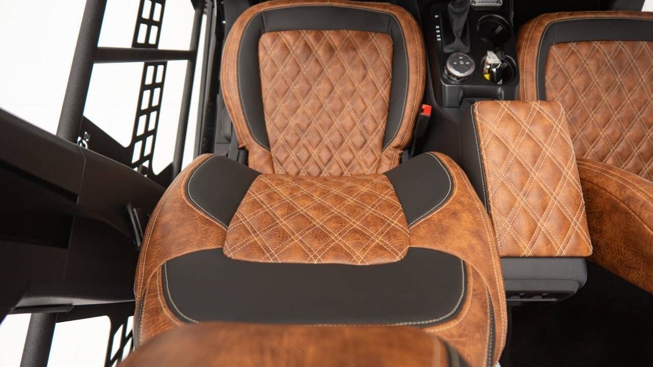 2025 FORD BRONCO 4X4 in Black, photo 30 of 57