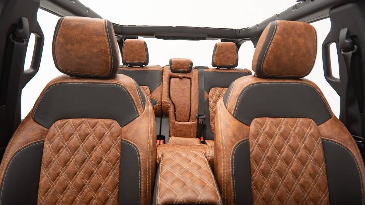 2025 FORD BRONCO 4X4 in Black, photo 6 of 57