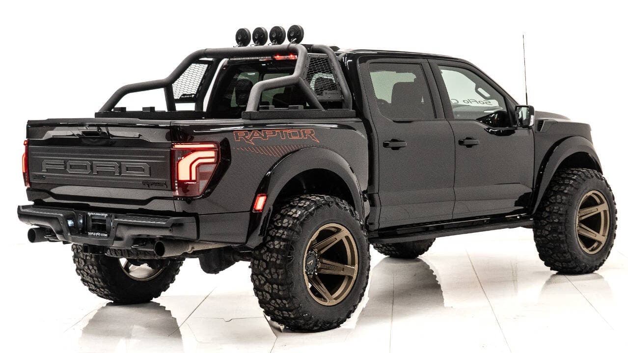 2024 FORD F-150 in Black, photo 5 of 12
