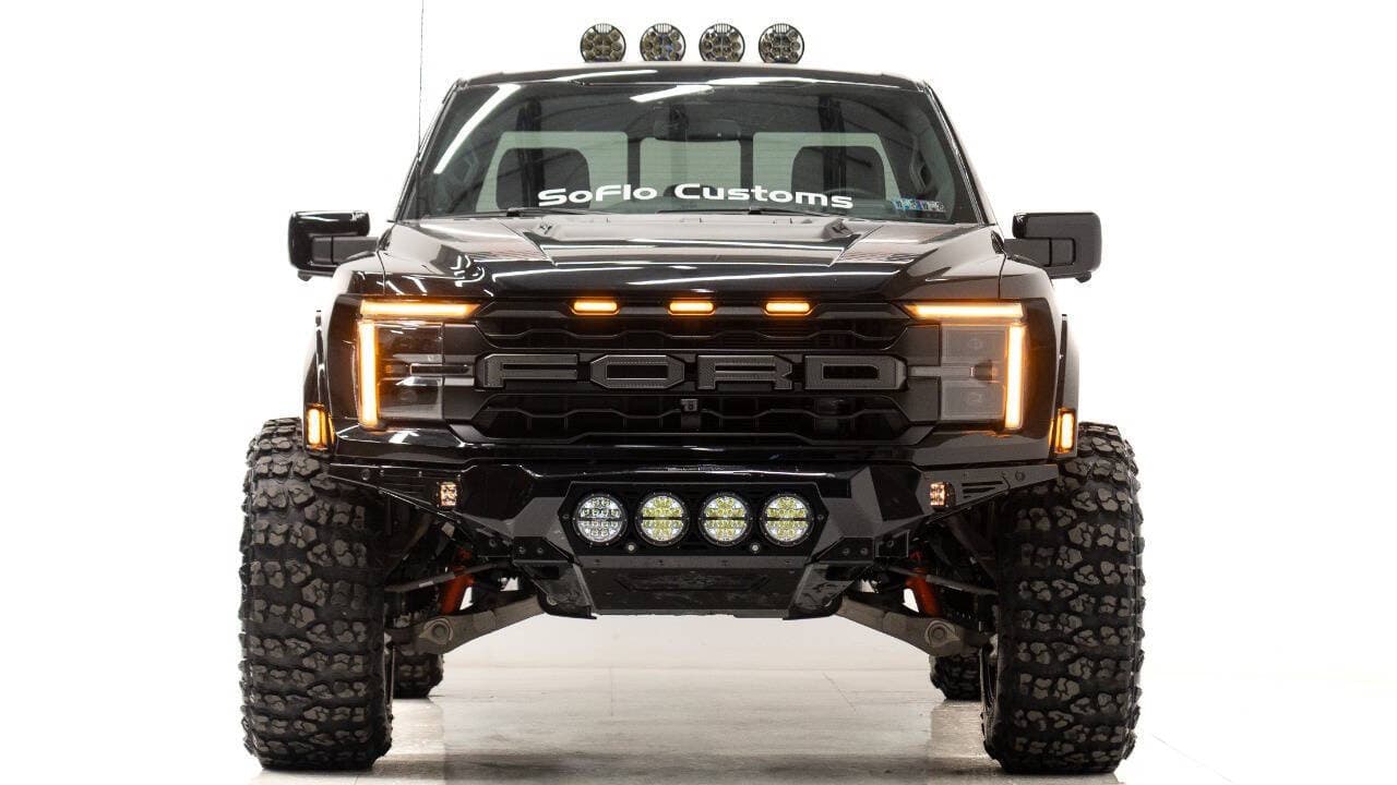 2024 FORD F-150 in Black, photo 7 of 12