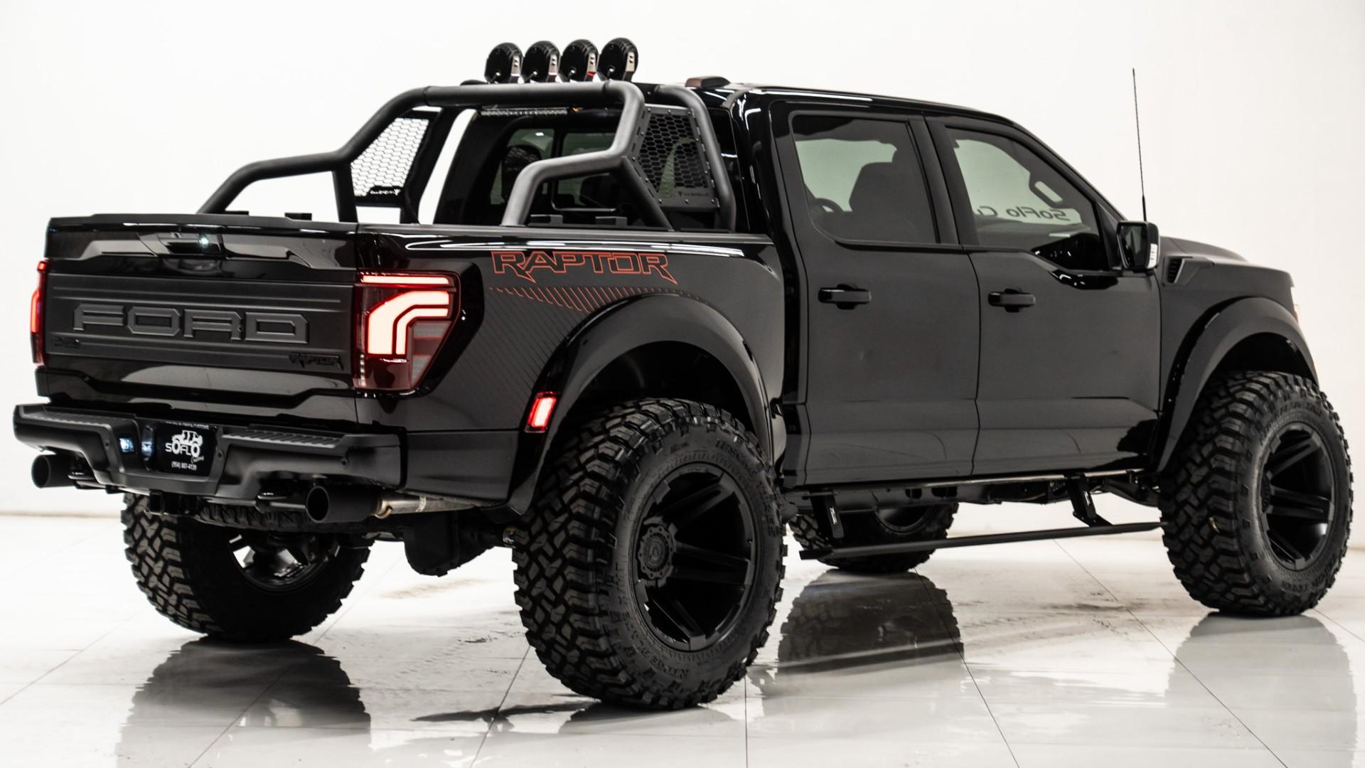 2025 FORD F-150 in Black, photo 3 of 5
