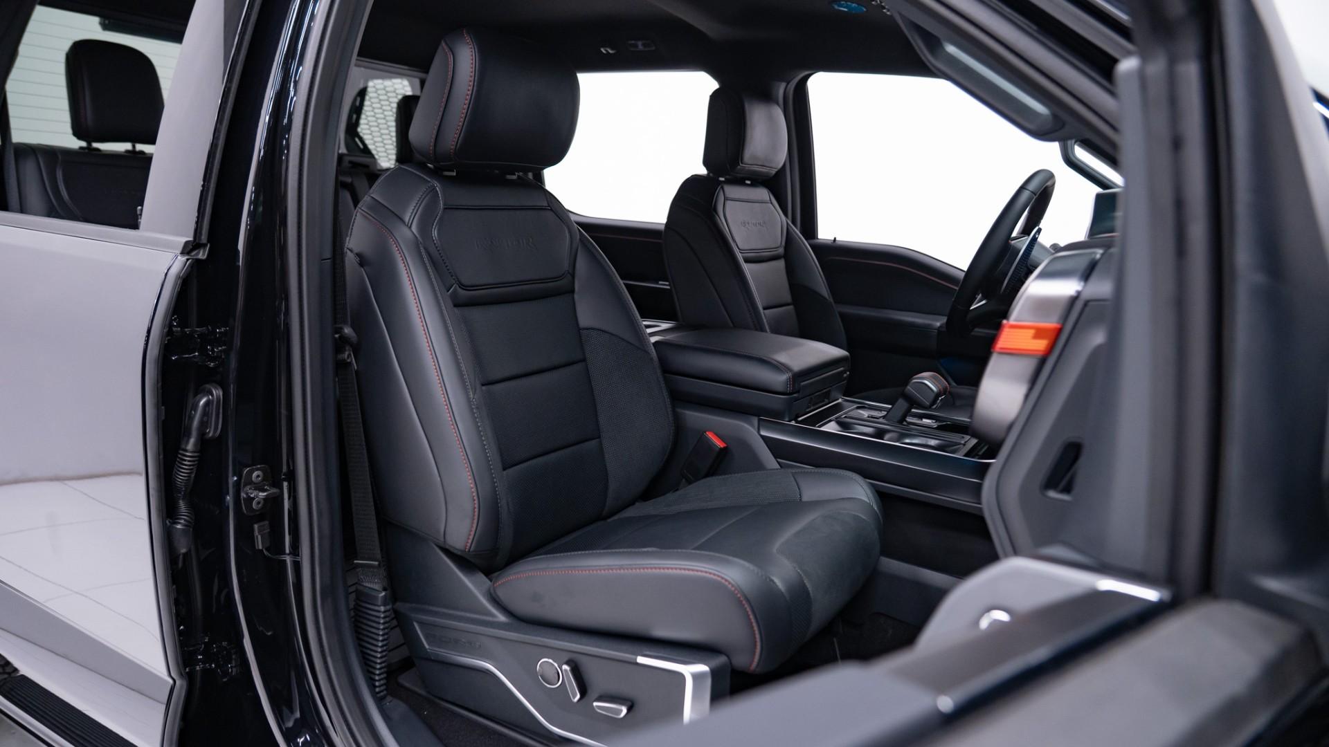 2025 FORD F-150 in Black, photo 35 of 43