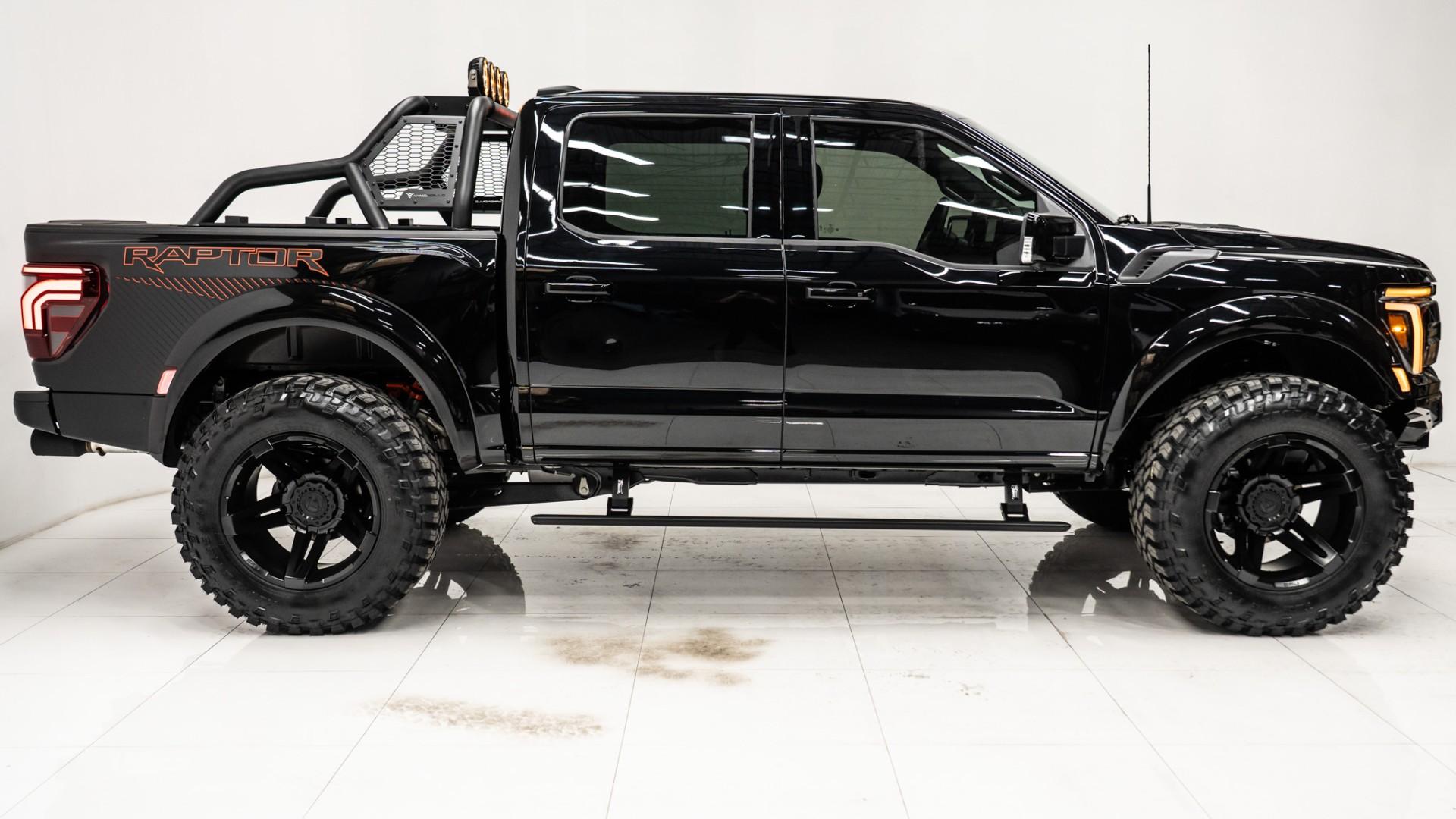 2025 FORD F-150 in Black, photo 4 of 5