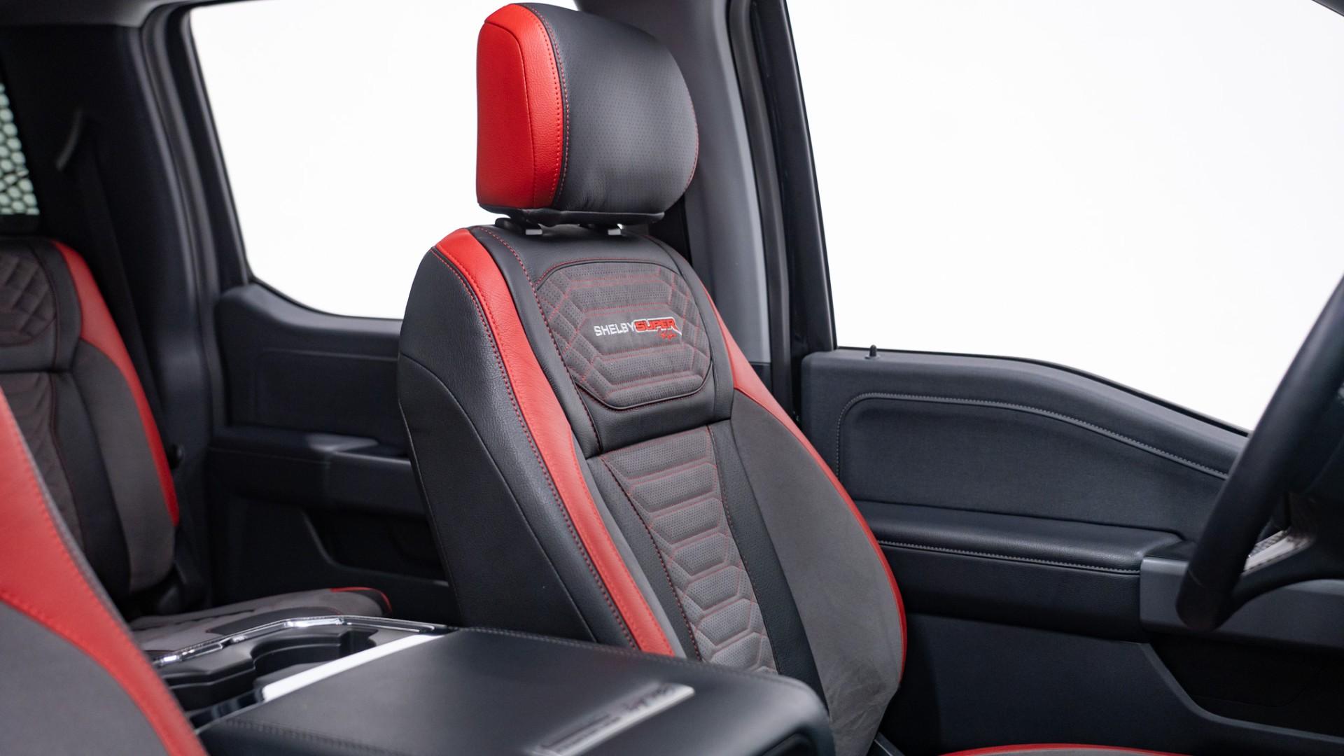 2024 FORD SUPER DUTY F-250 SRW in Black, photo 44 of 60