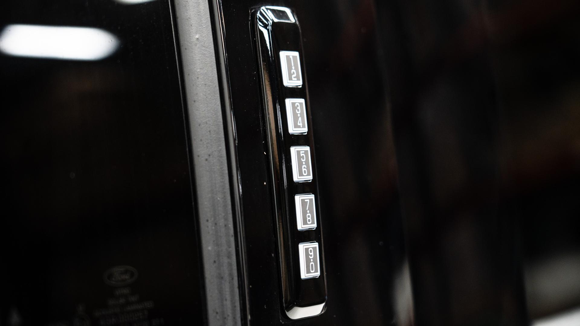 2024 FORD SUPER DUTY F-250 SRW in Black, photo 57 of 60