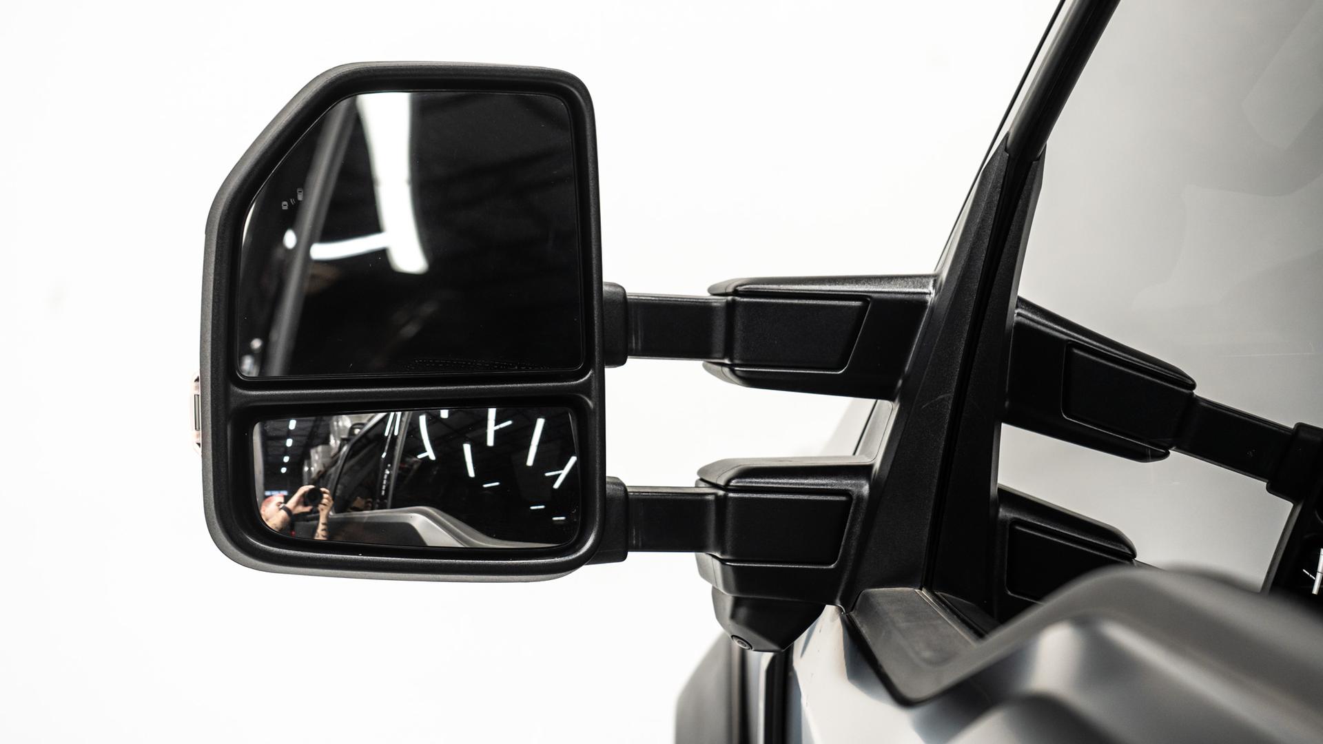 2024 FORD SUPER DUTY F-250 SRW in Black, photo 23 of 60