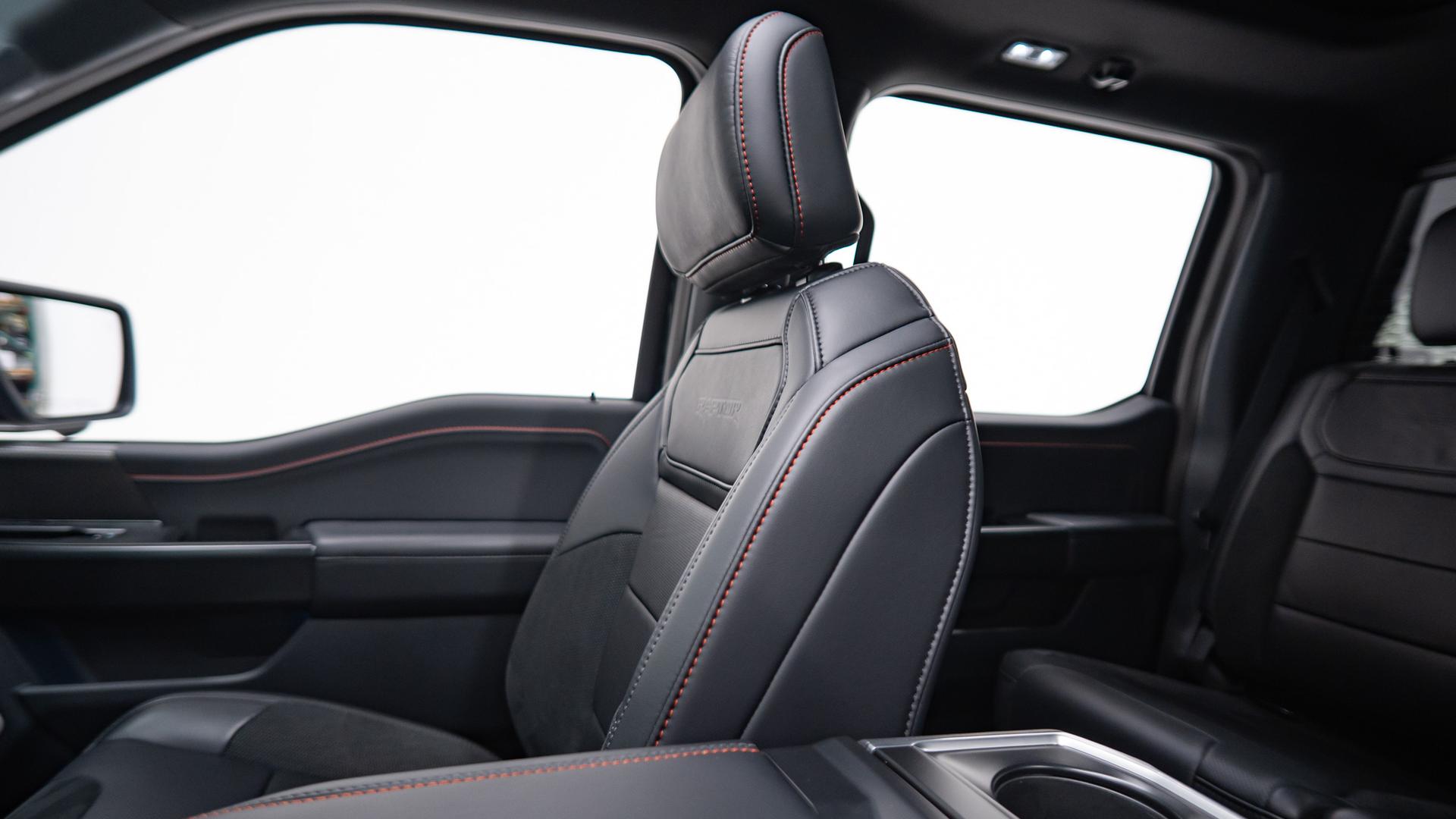 2025 FORD F-150 in Black, photo 32 of 43