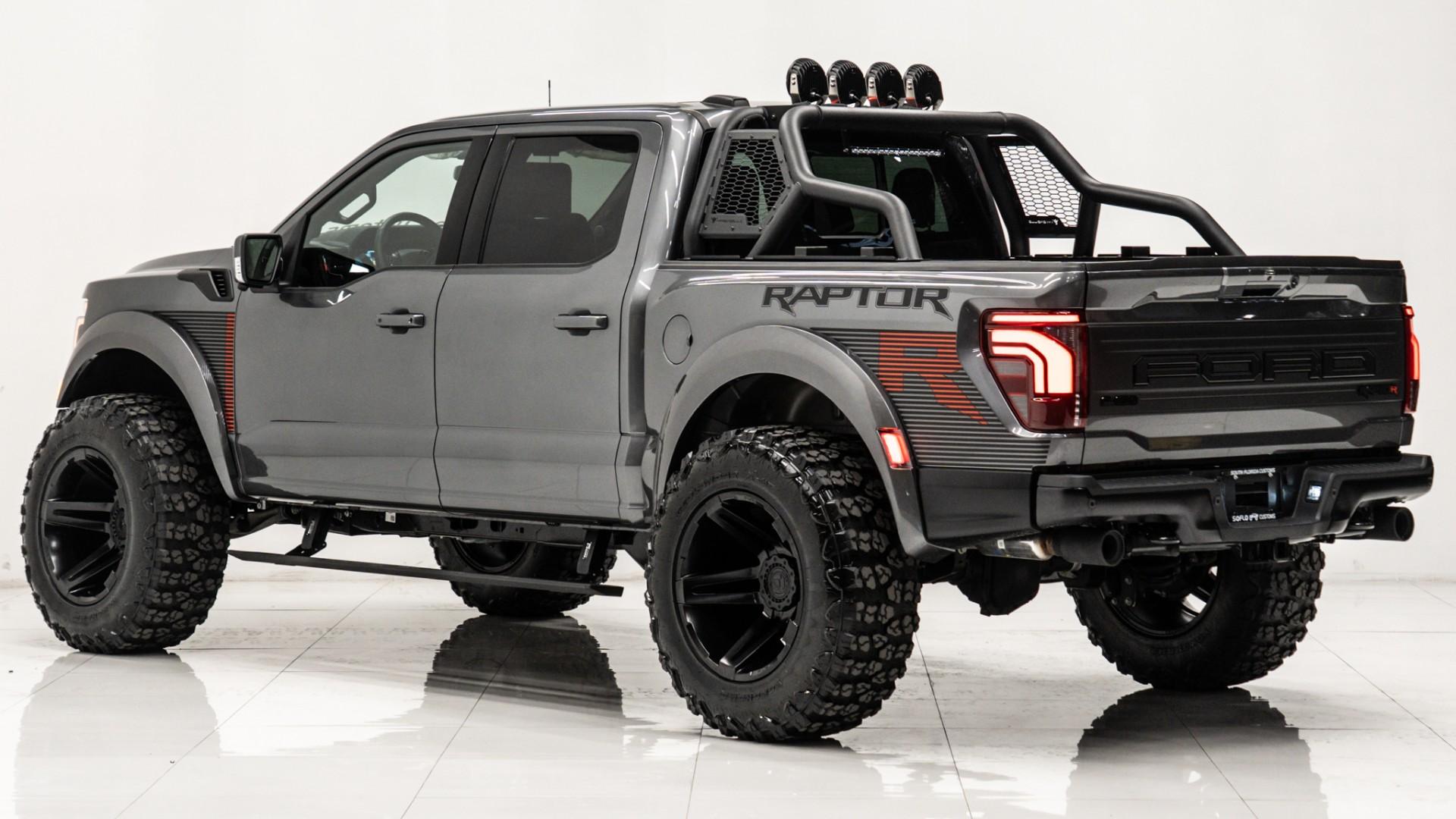 2024 FORD F-150 in Gray, photo 3 of 5