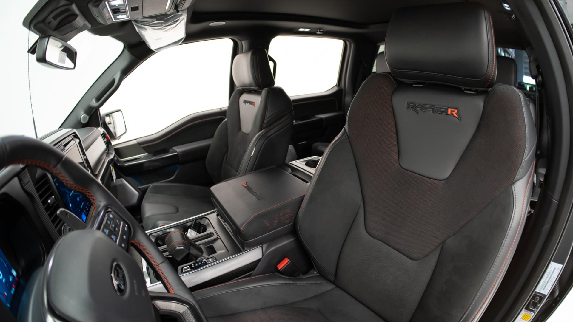 2024 FORD F-150 in Gray, photo 32 of 60