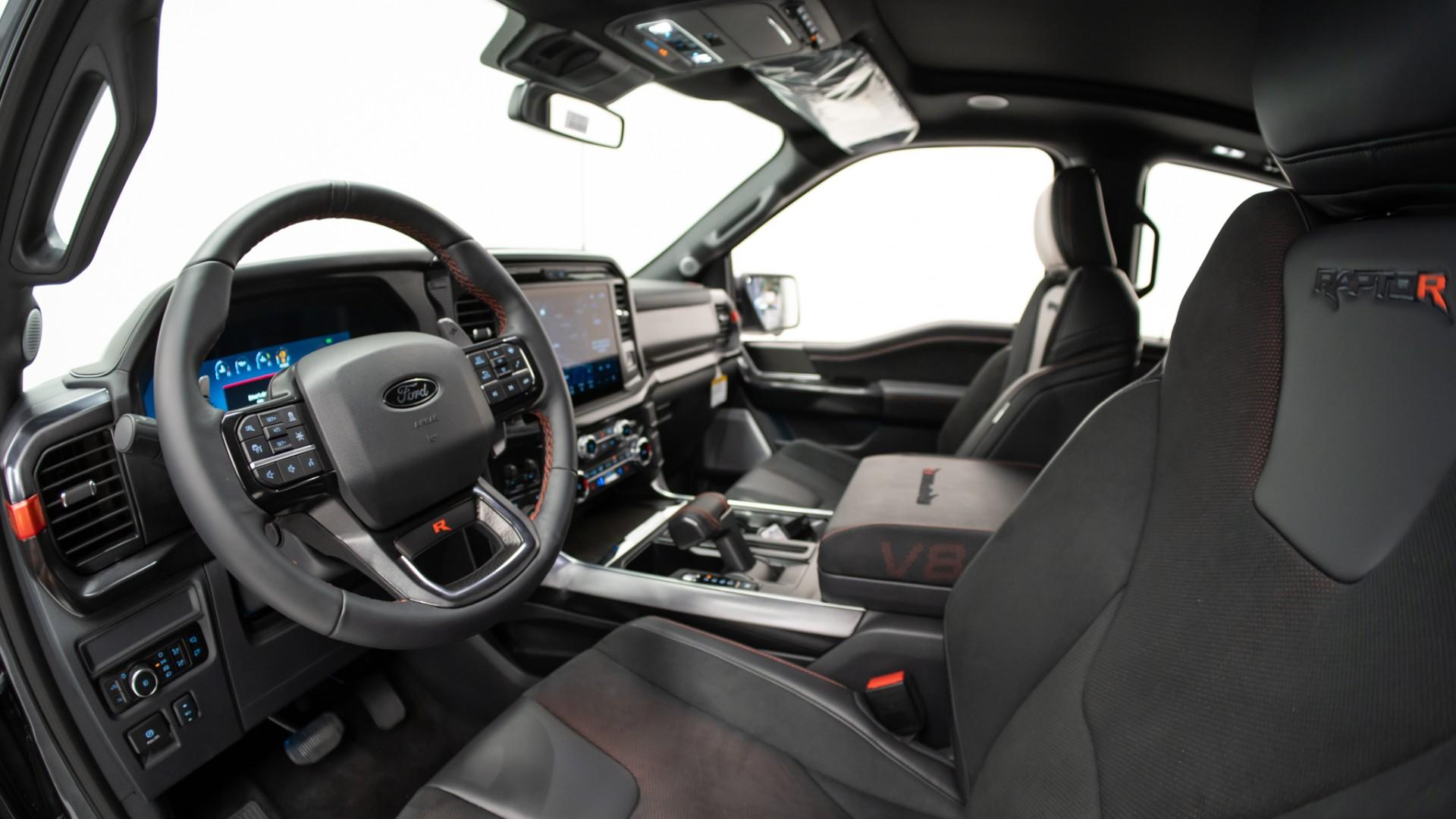 2024 FORD F-150 in Gray, photo 34 of 60