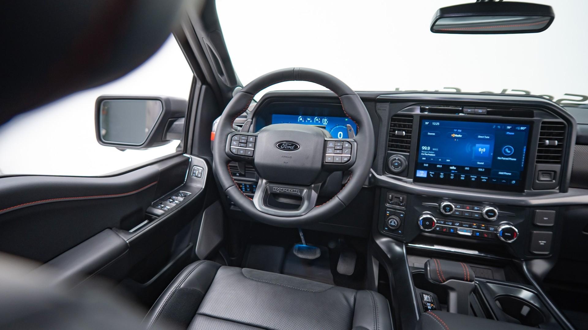 2025 FORD F-150 in Gray, photo 17 of 49