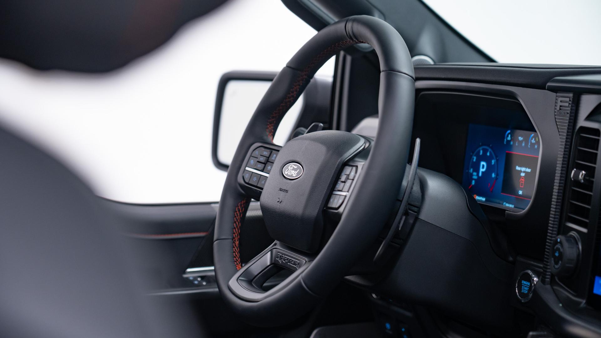 2025 FORD F-150 in Gray, photo 27 of 49