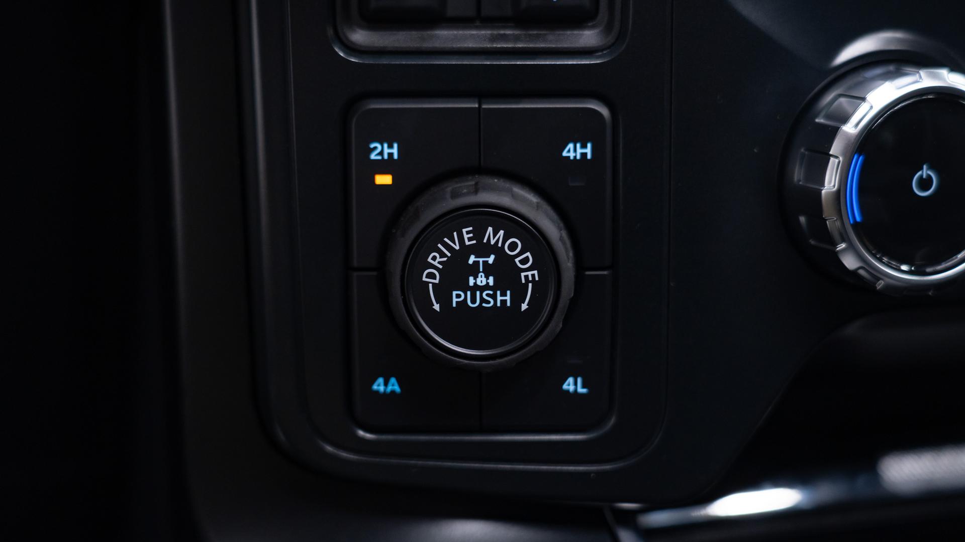 2025 FORD F-150 in Gray, photo 33 of 49