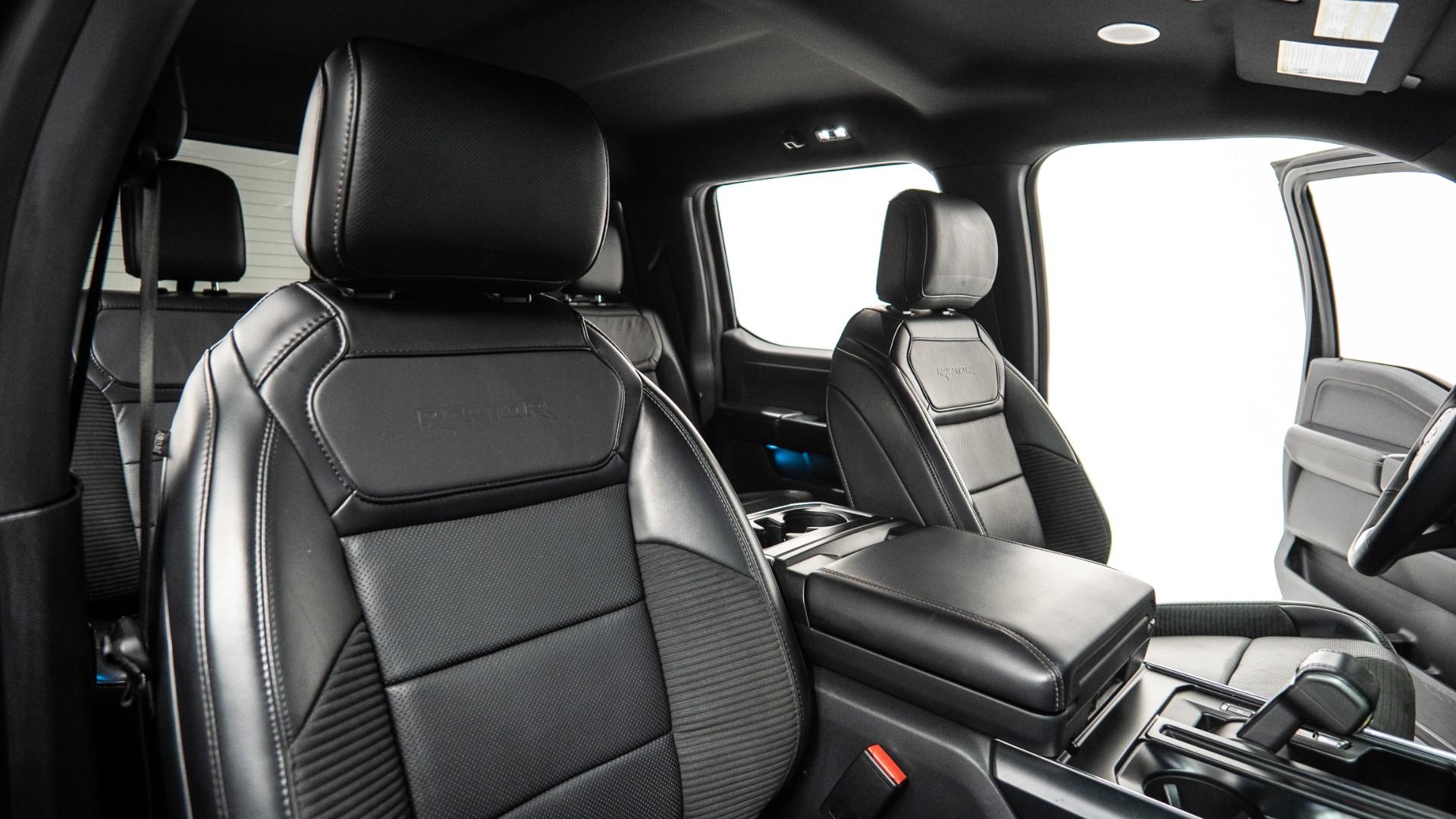 2025 FORD F-150 in Black, photo 27 of 59