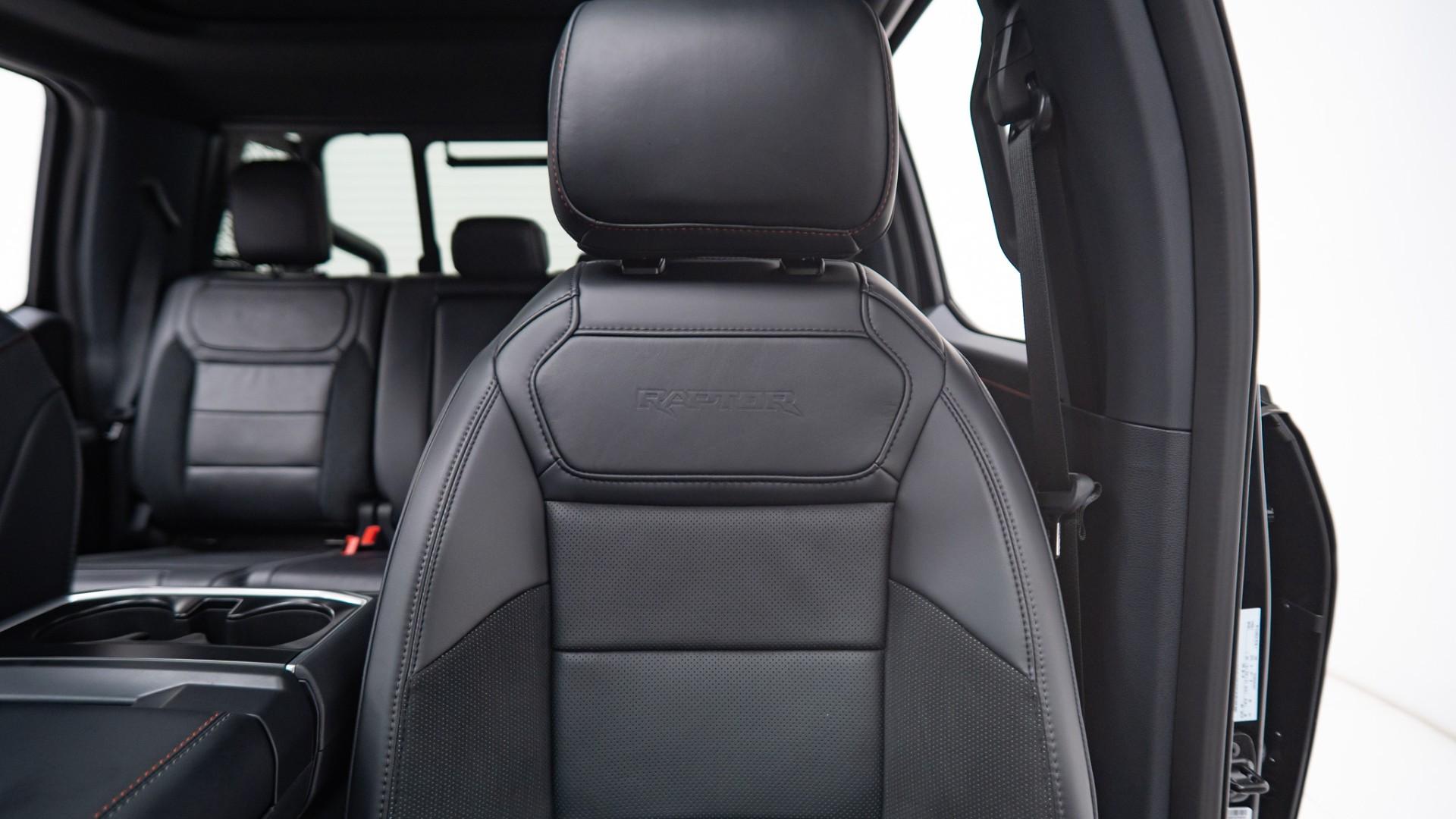 2025 FORD F-150 in Black, photo 44 of 52