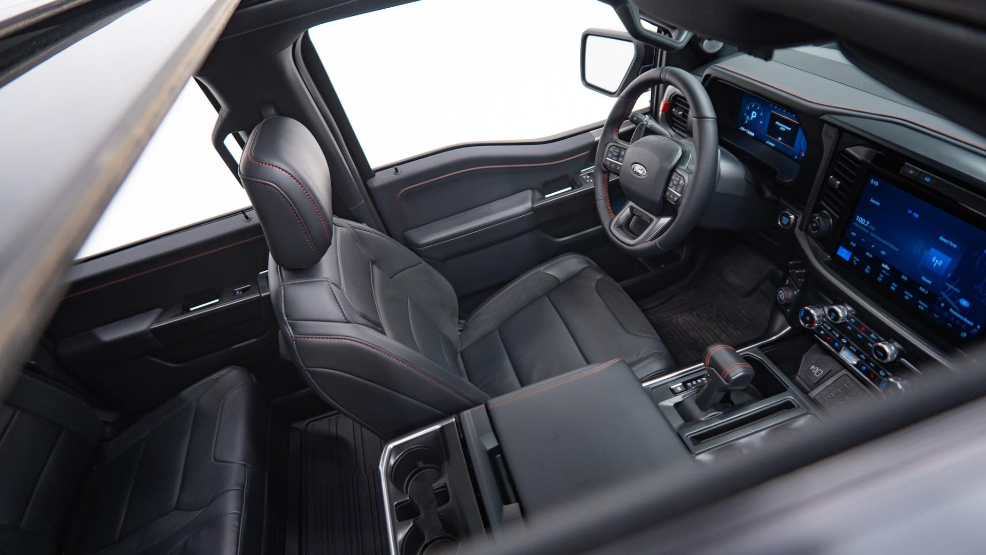 2025 FORD F-150 in Black, photo 32 of 52