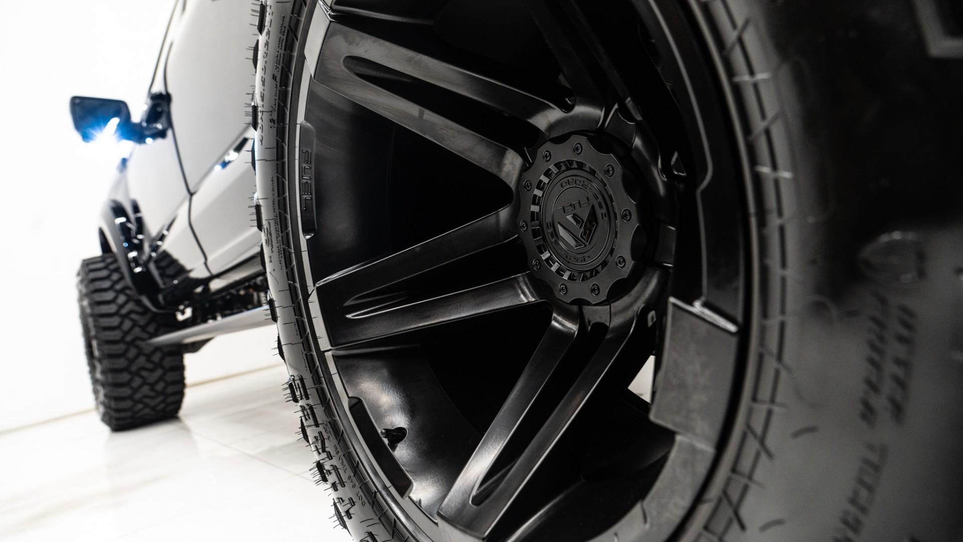 2025 FORD F-150 in Black, photo 22 of 52