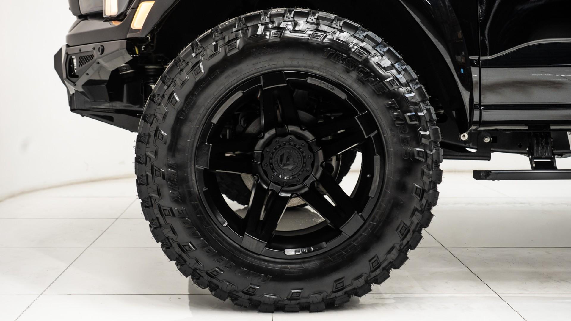 2025 FORD F-150 in Black, photo 20 of 52