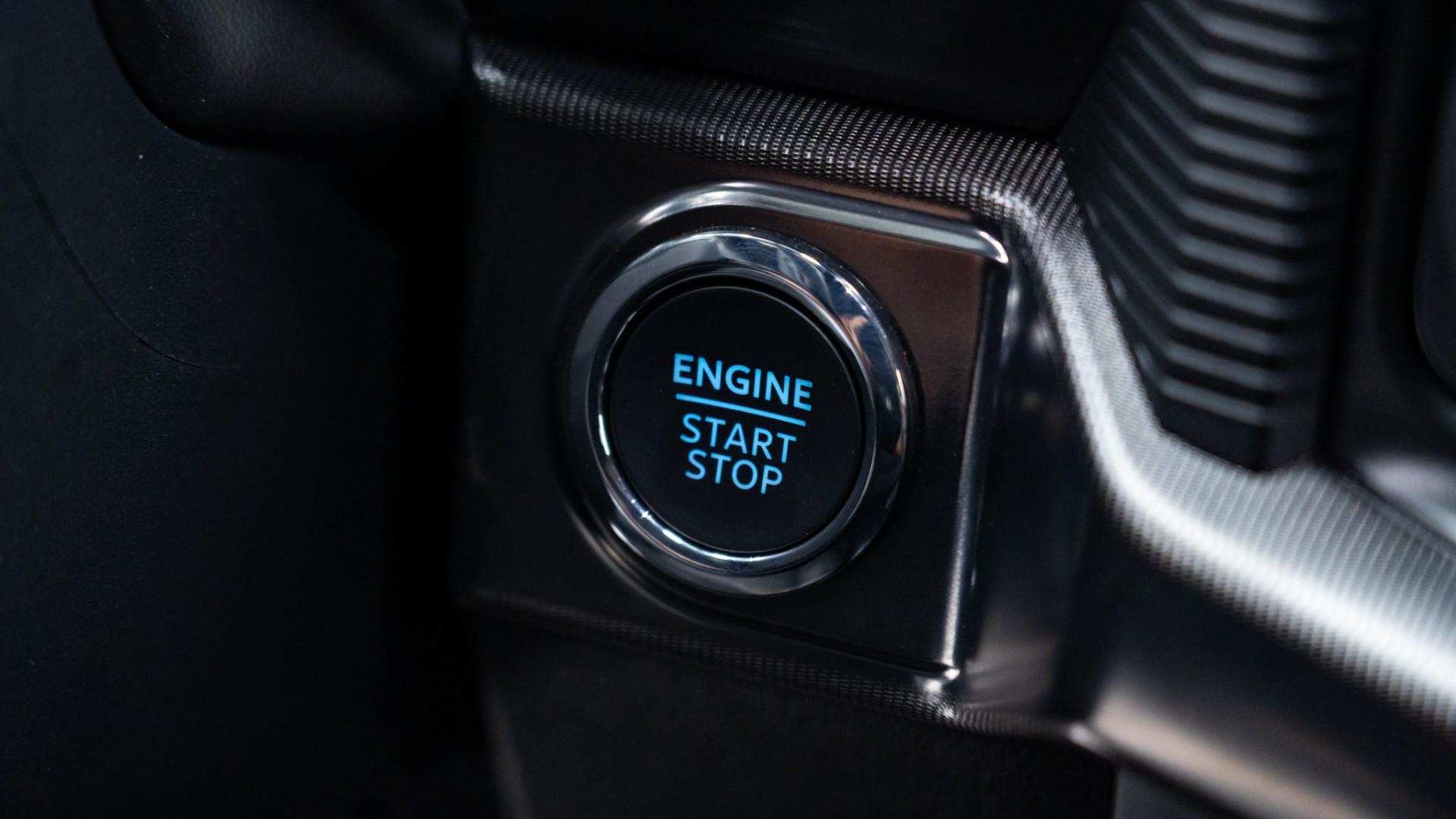 2025 FORD F-150 in Black, photo 50 of 52