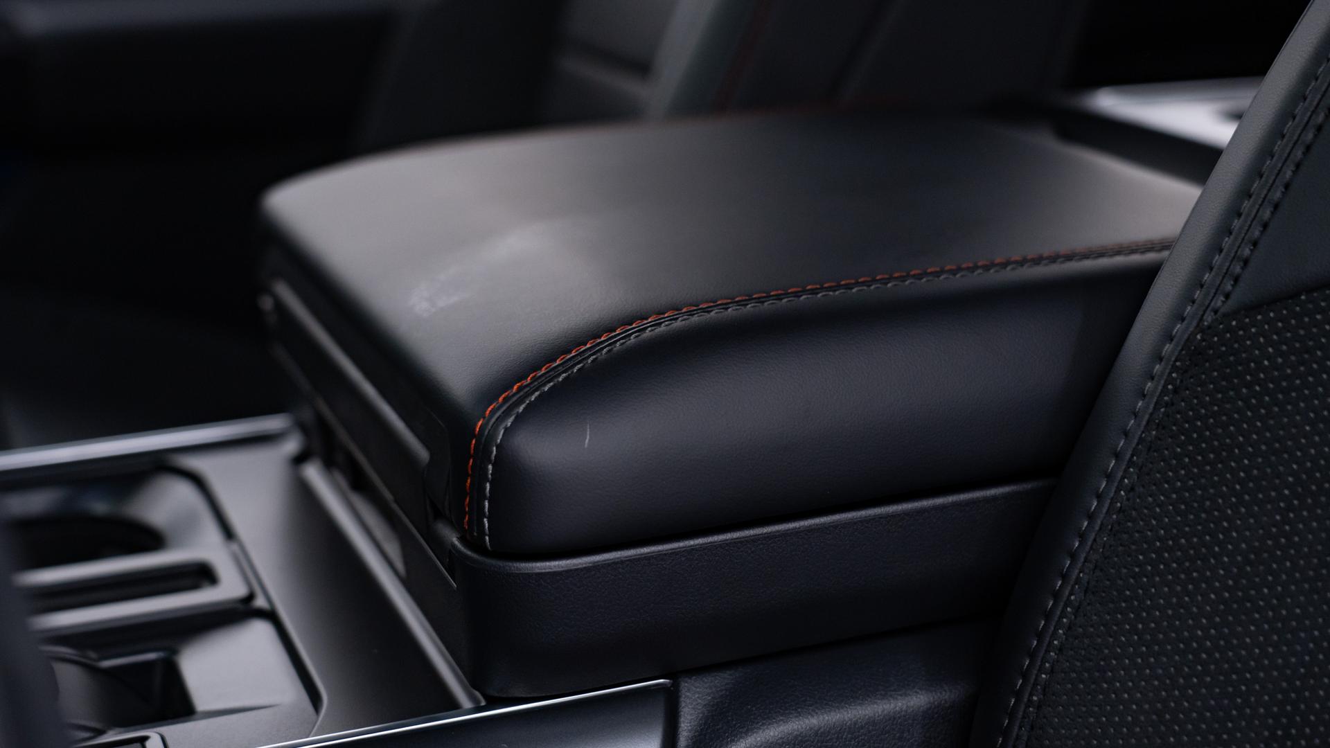 2025 FORD F-150 in Black, photo 43 of 52