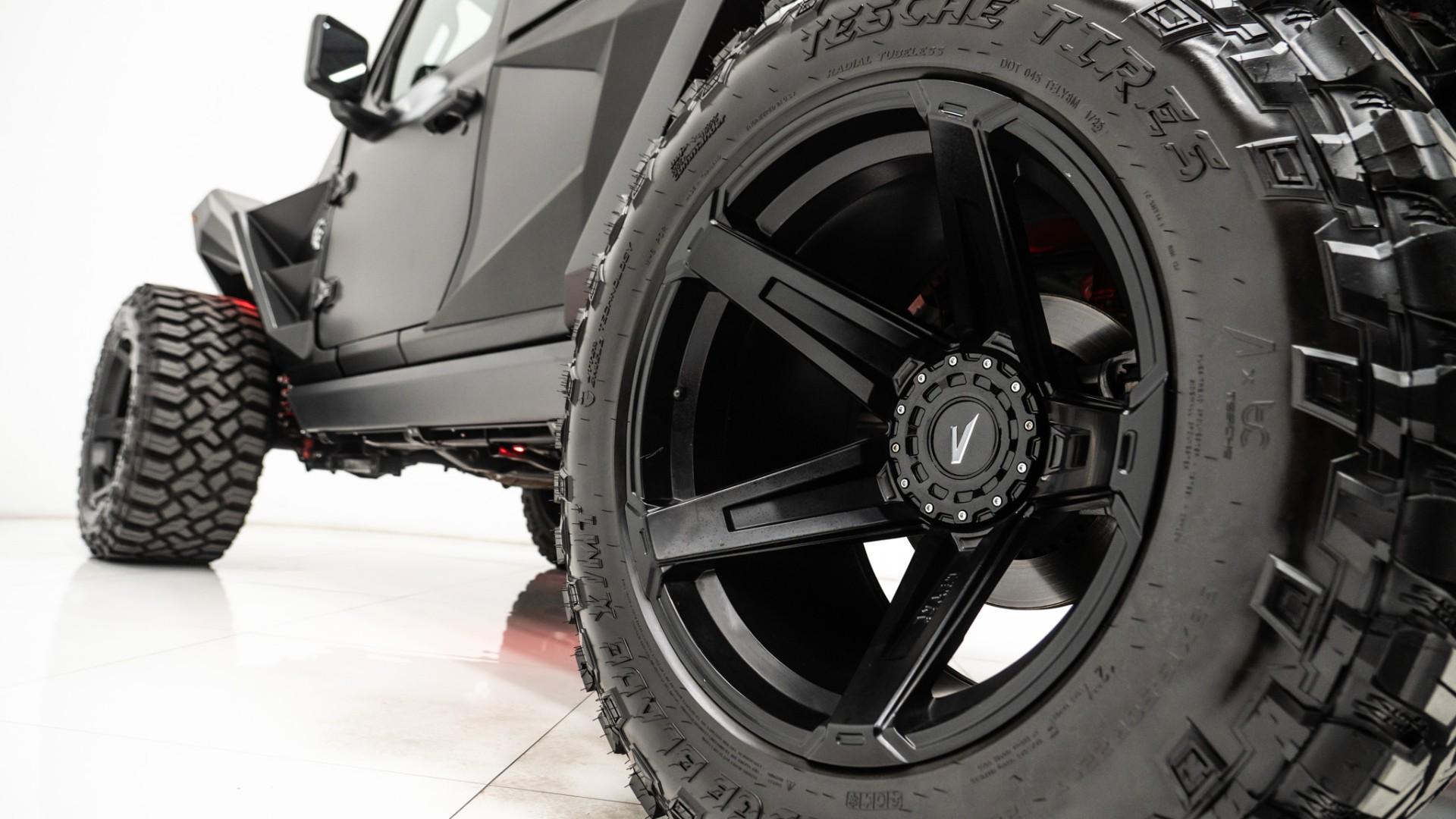 2025 APOCALYPSE SPEEDSTER in Black, photo 31 of 58