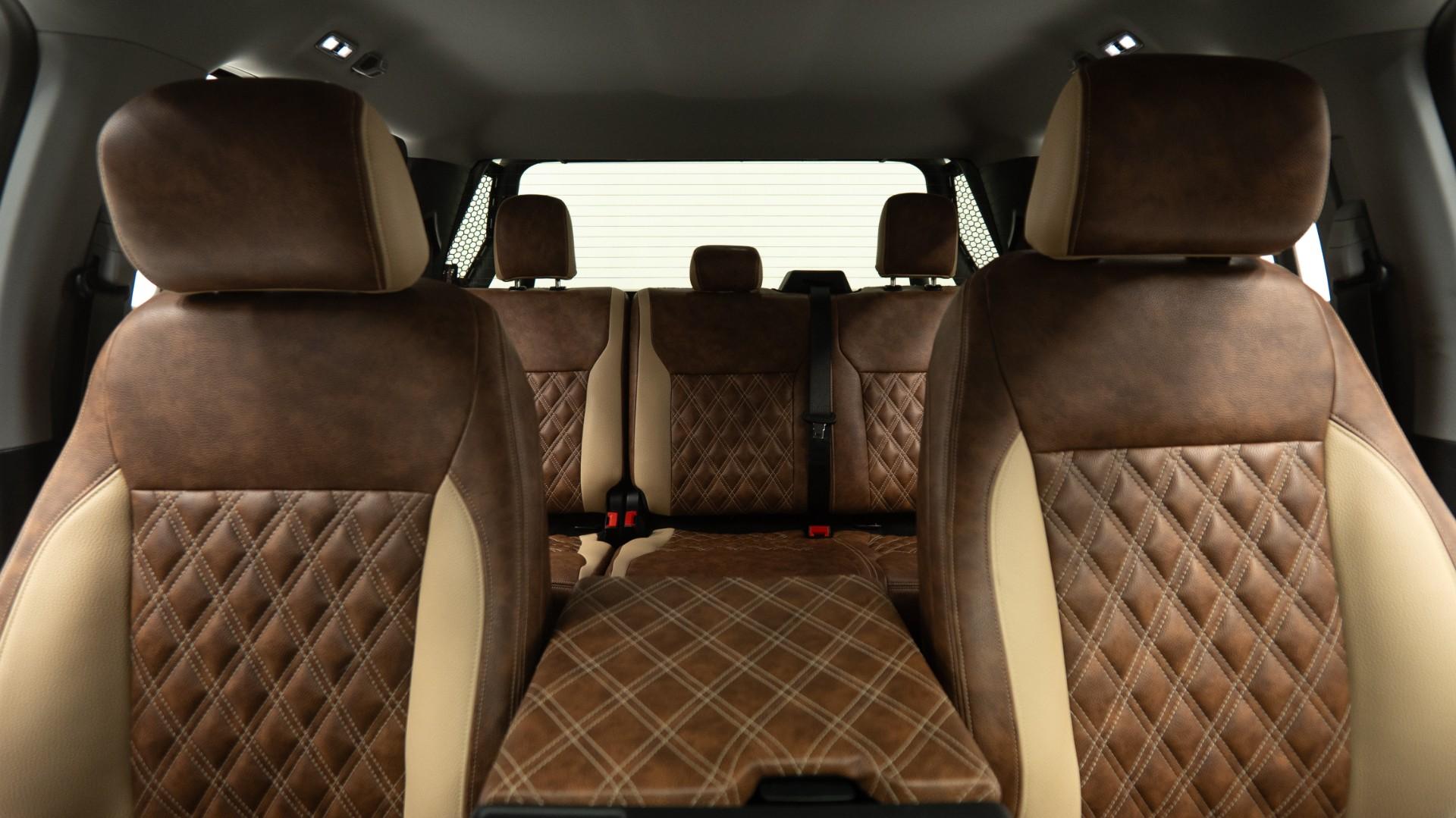 2025 FORD F-150 in Black, photo 2 of 5