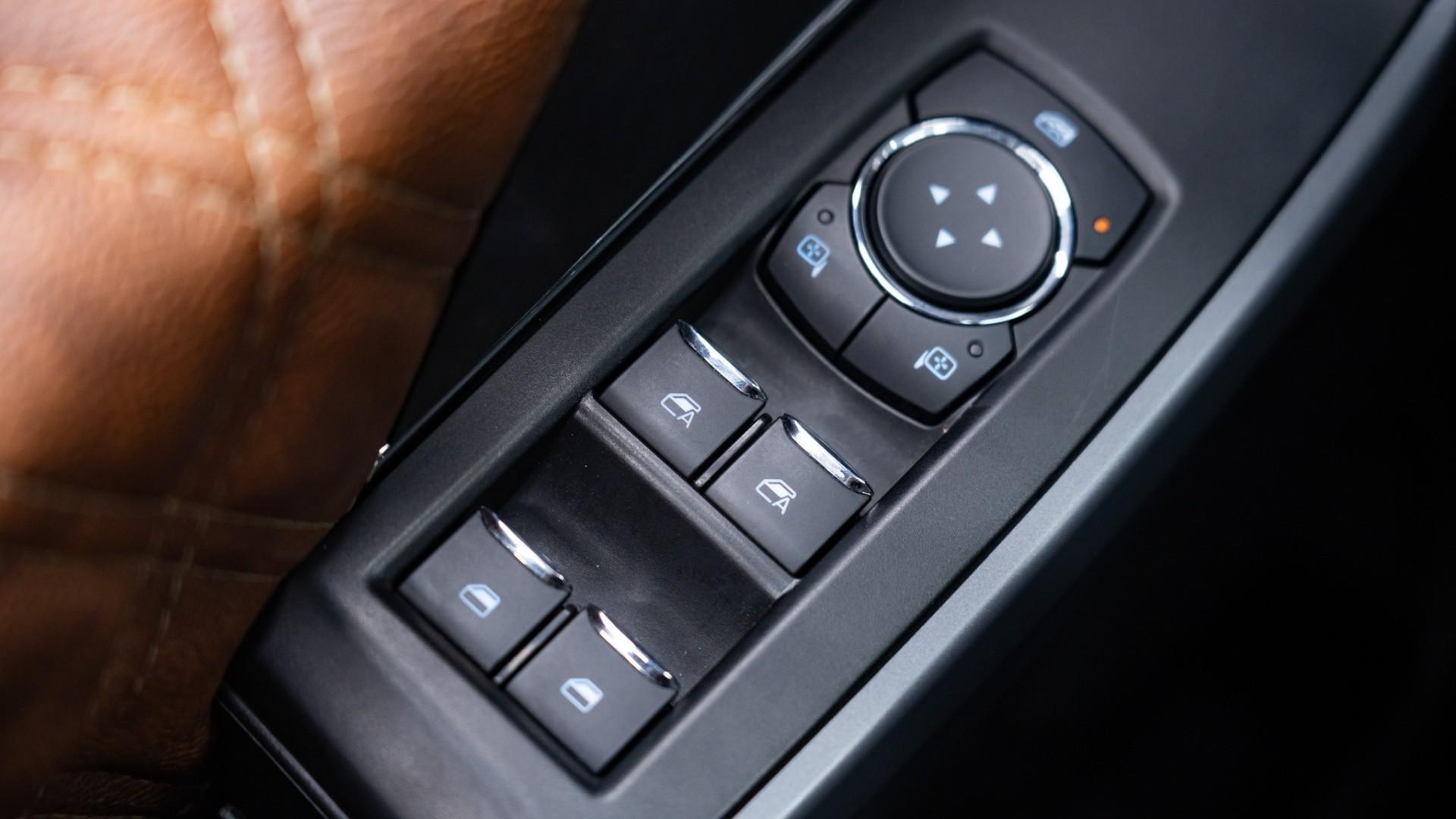 2025 FORD F-150 in Black, photo 26 of 44