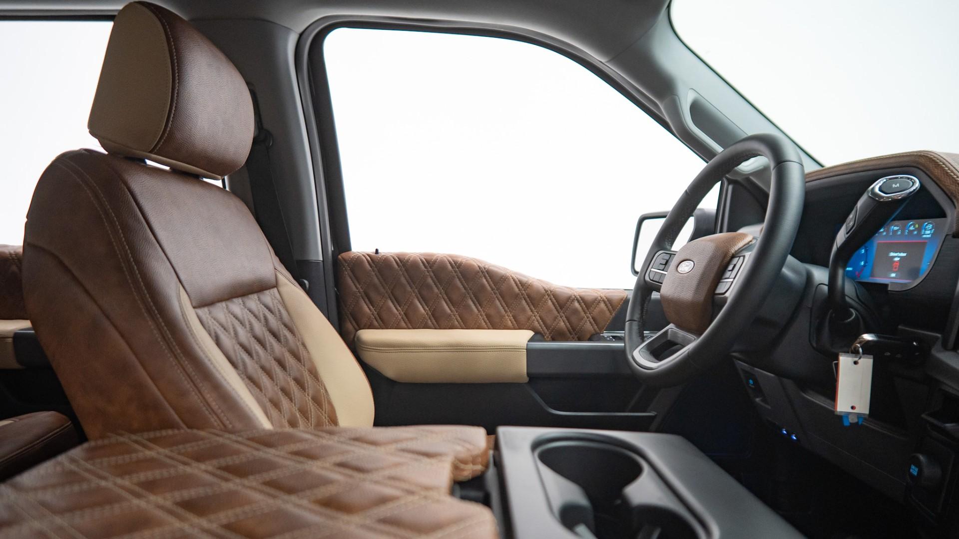 2025 FORD F-150 in Black, photo 38 of 44
