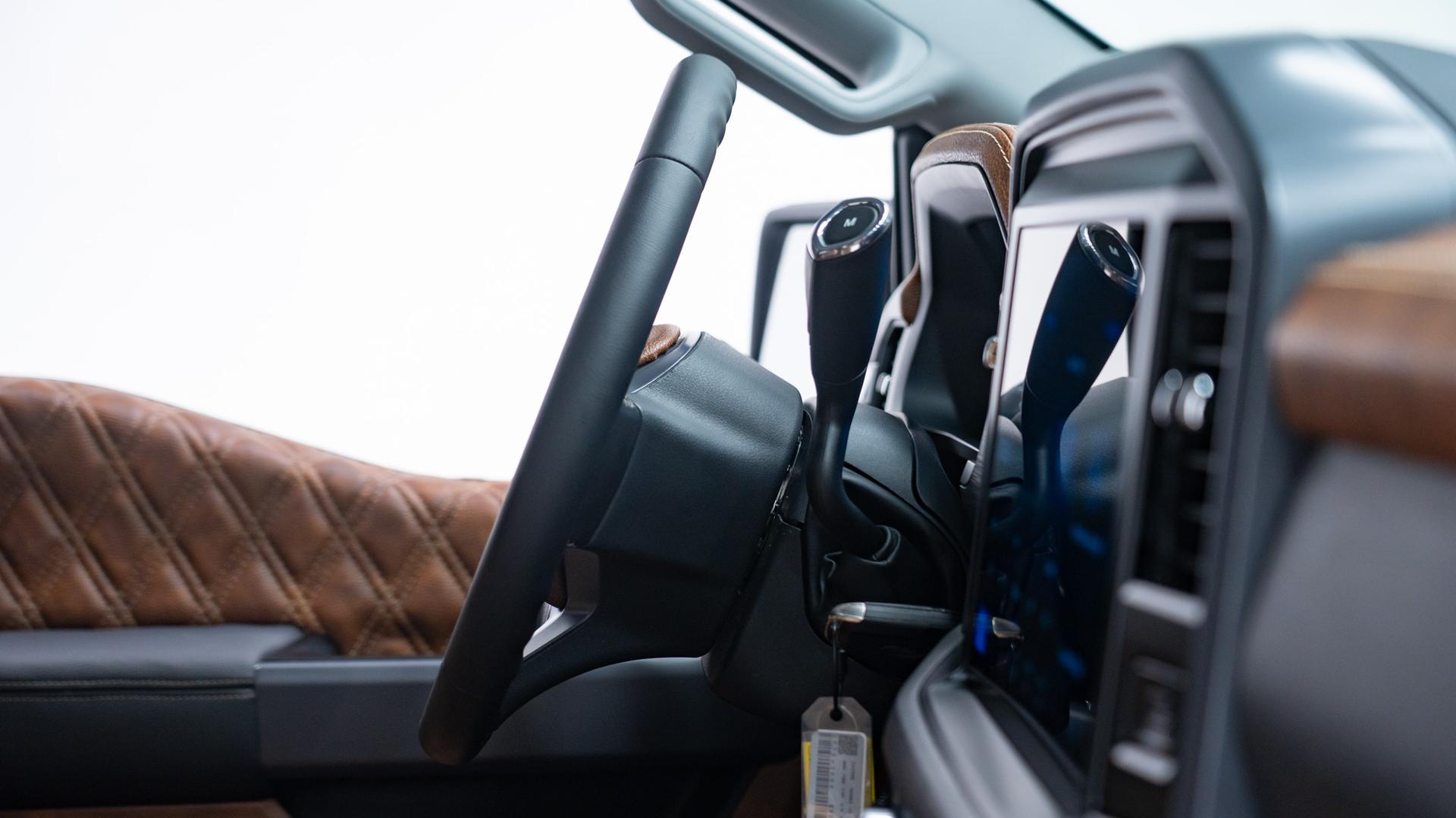 2025 FORD F-150 in White, photo 17 of 51