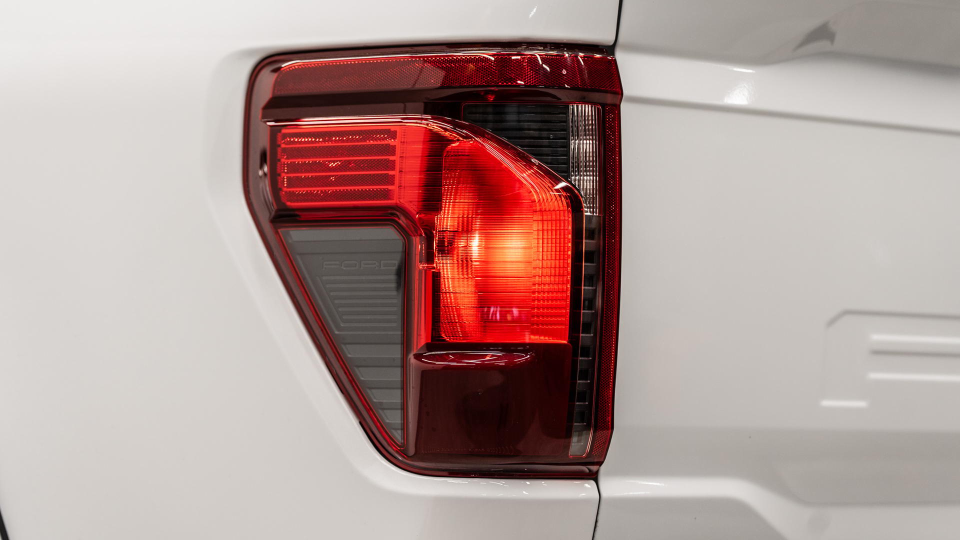 2025 FORD F-150 in White, photo 47 of 51